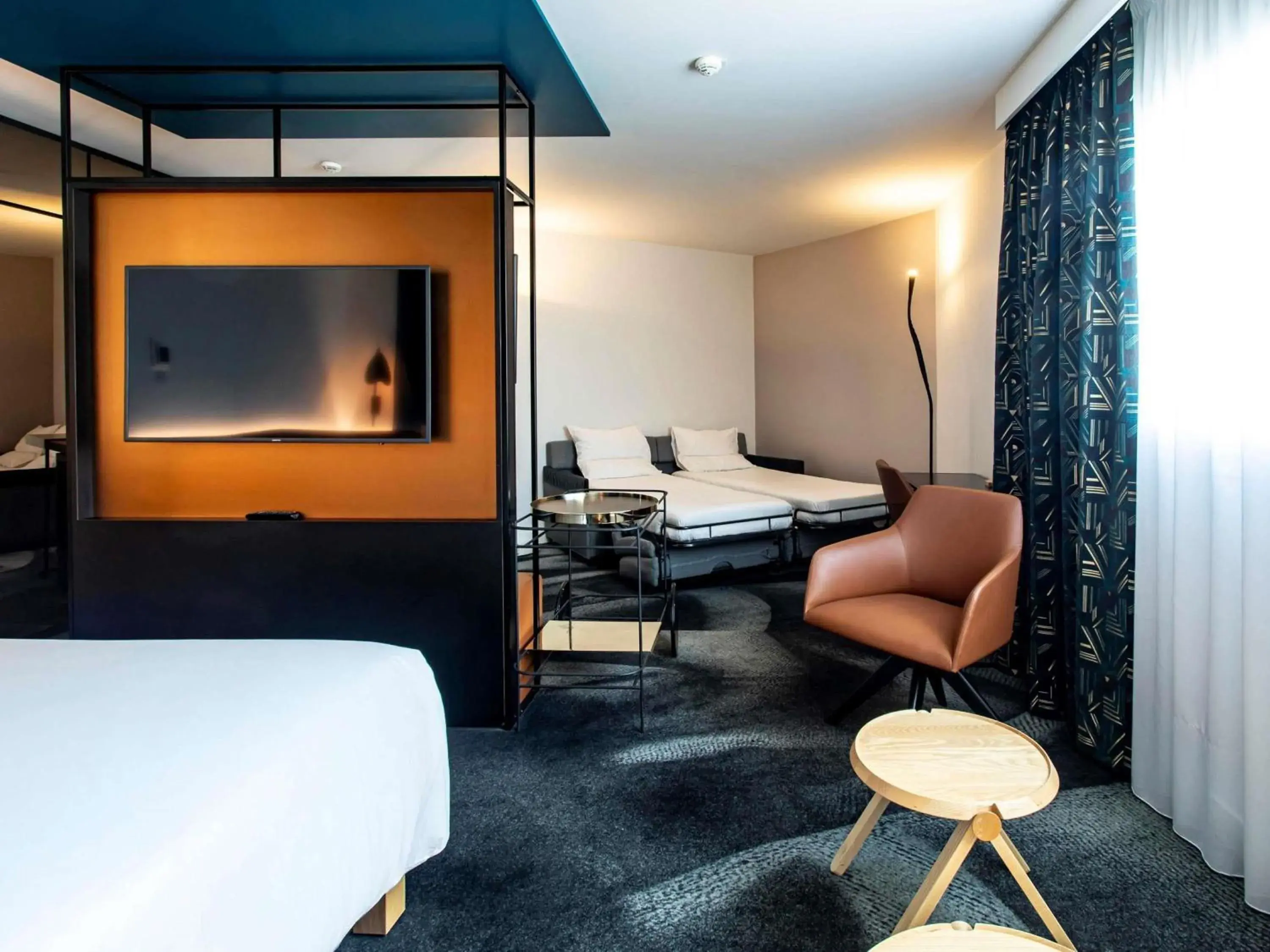 Bedroom, Bed in Novotel Beaune Bedroom, Bed in Novotel Beaune