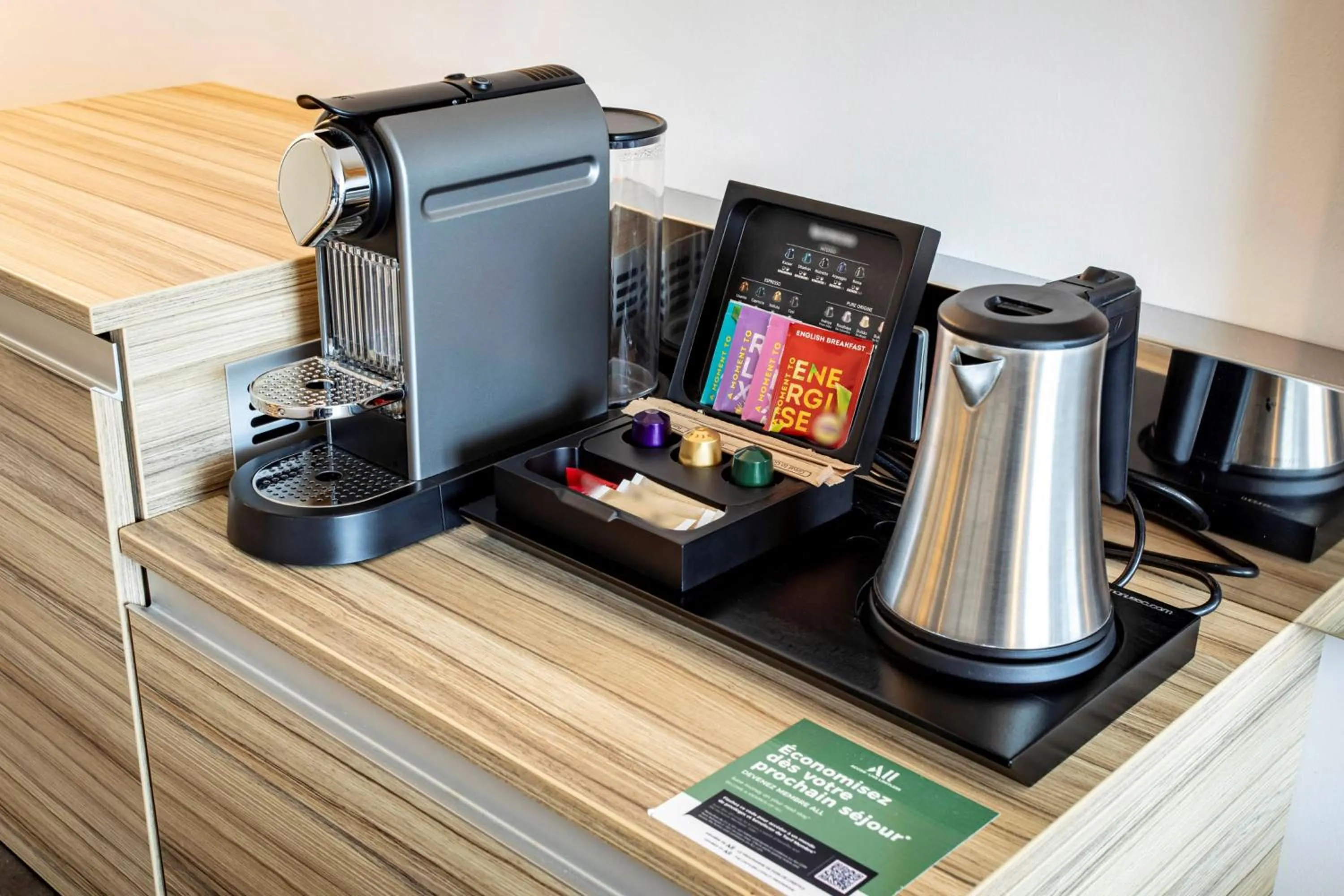 Coffee/tea facilities in Novotel Beaune