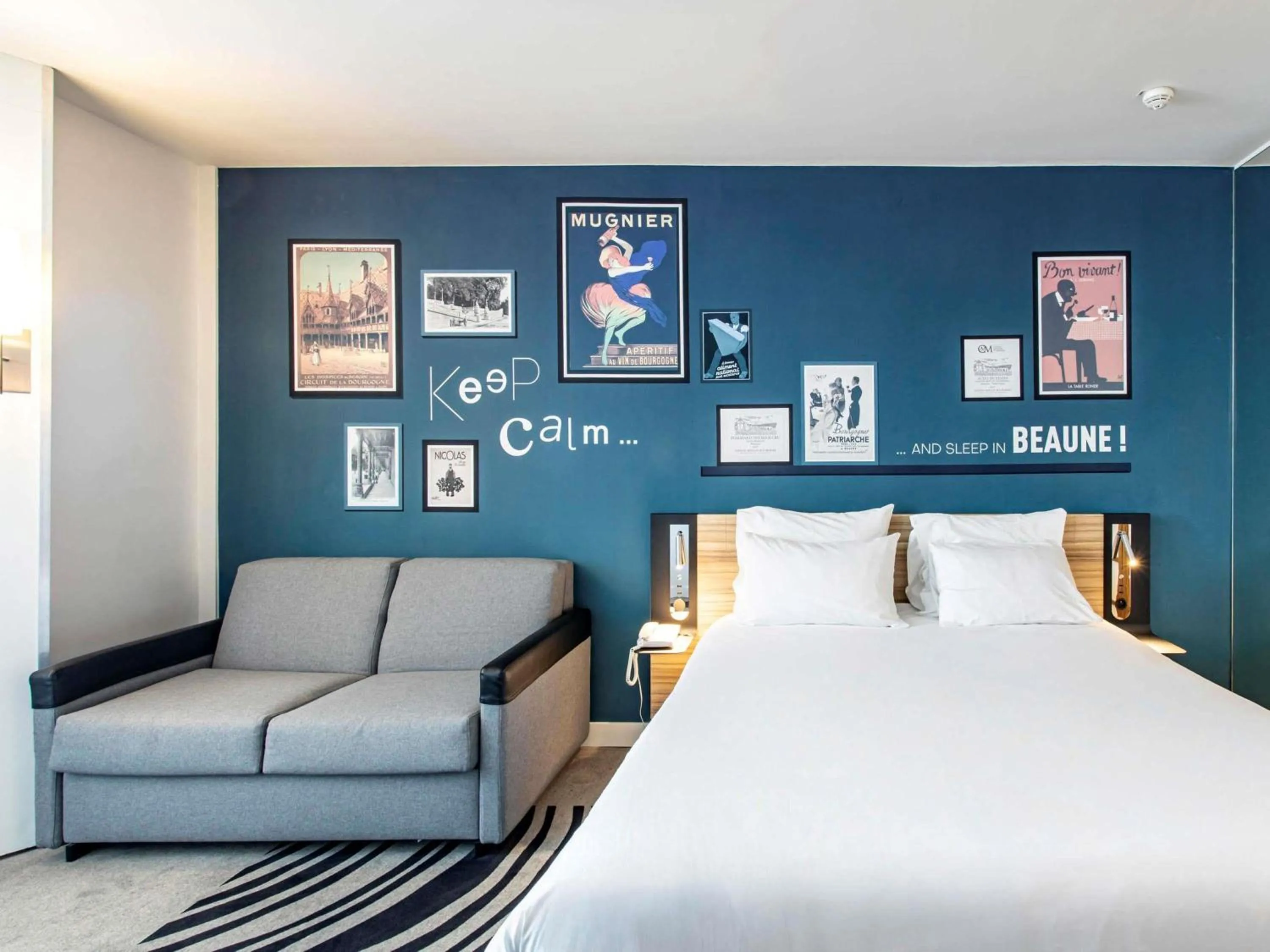 Bedroom, Bed in Novotel Beaune