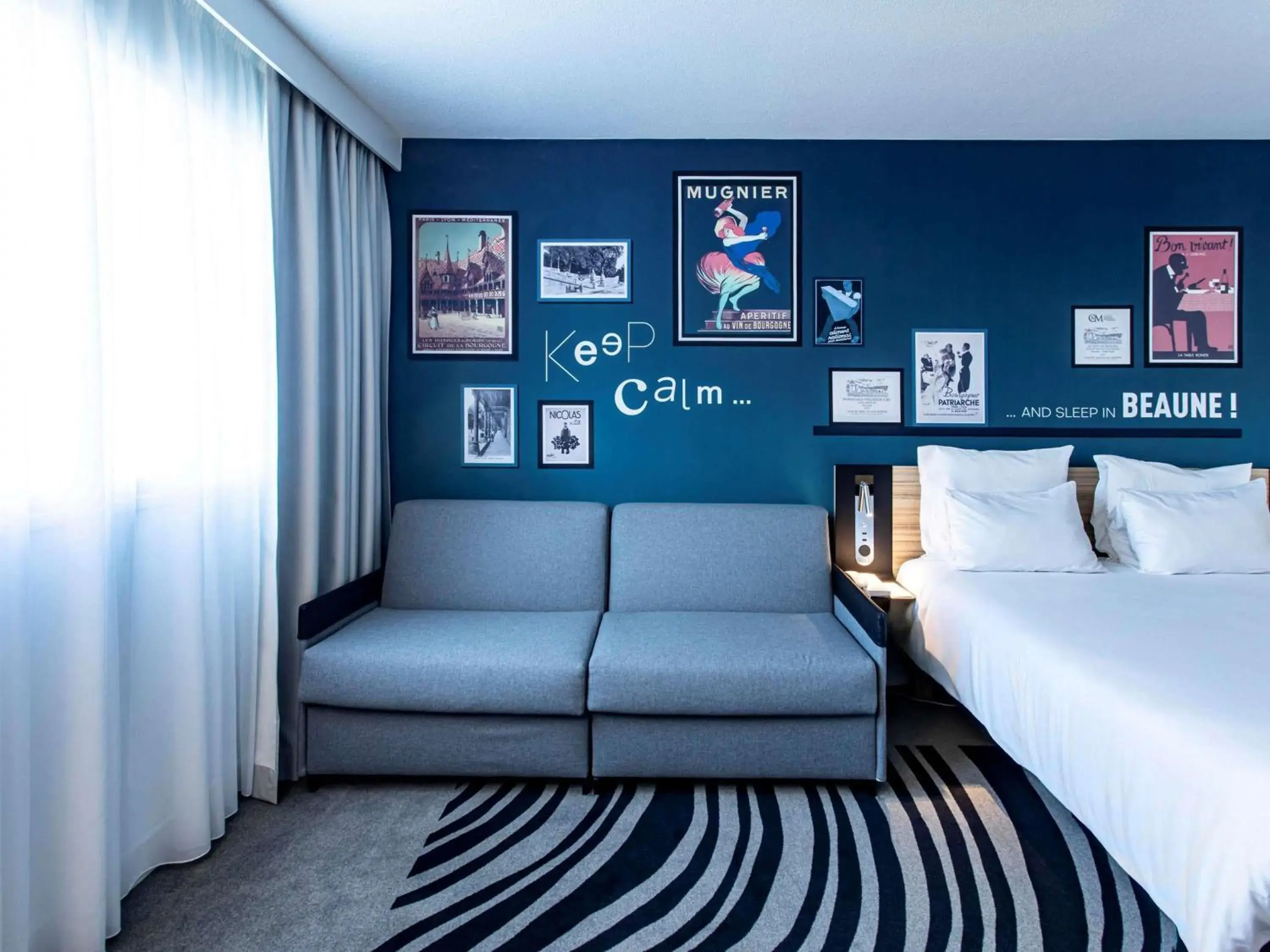 Bedroom, Bed in Novotel Beaune Bedroom, Bed in Novotel Beaune