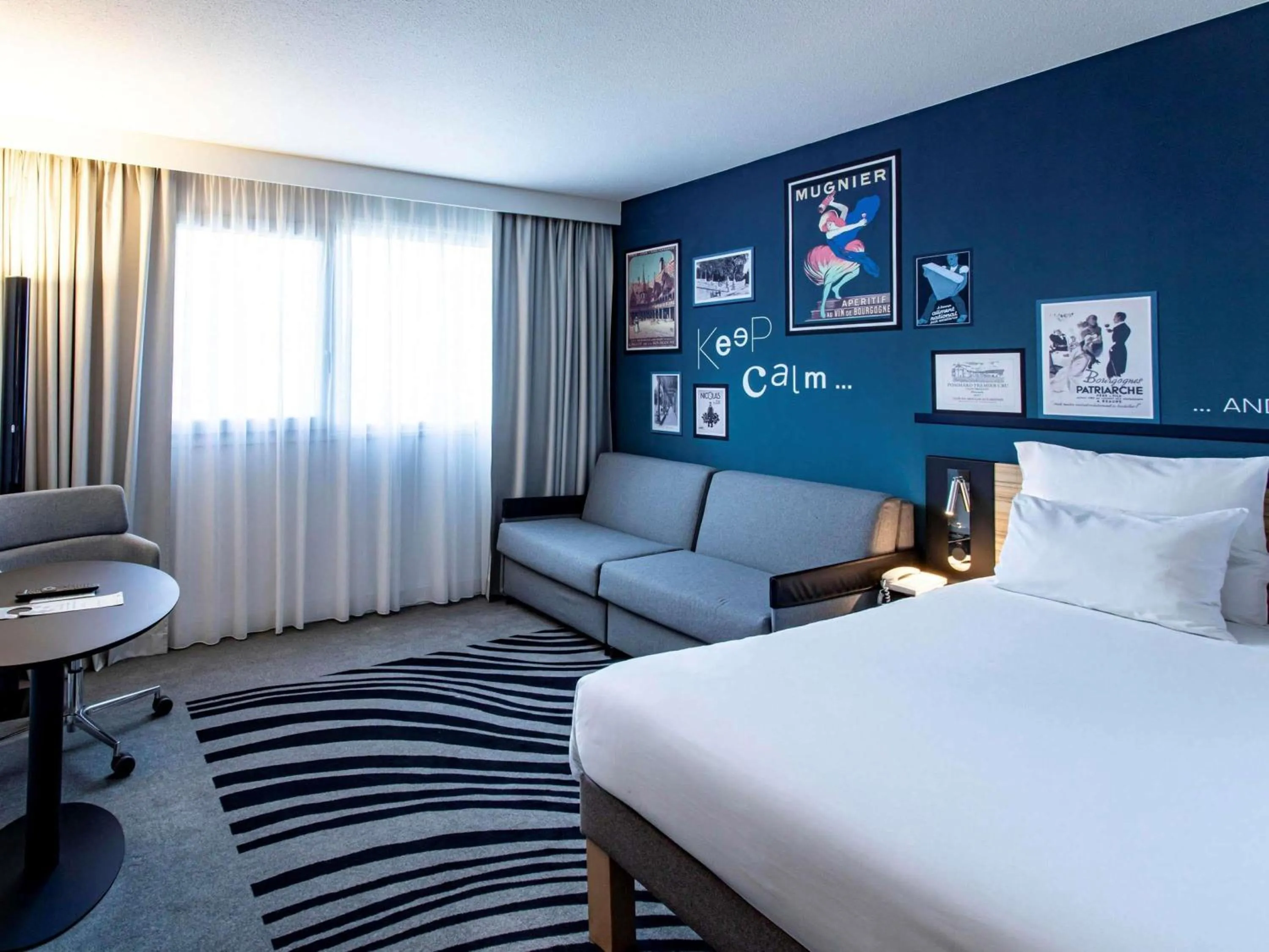 Bedroom, Bed in Novotel Beaune