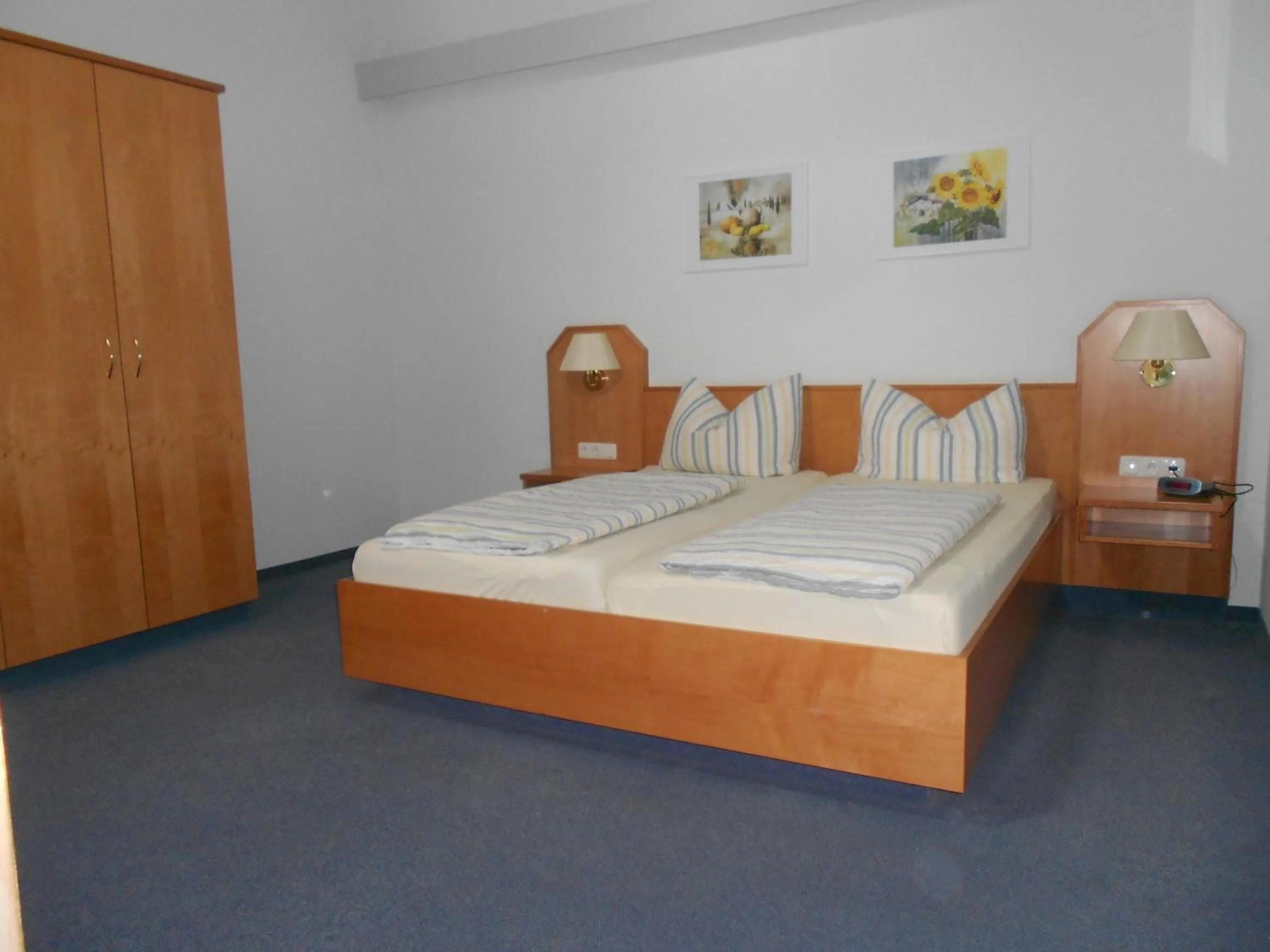 Bed in Hotel Fortuna