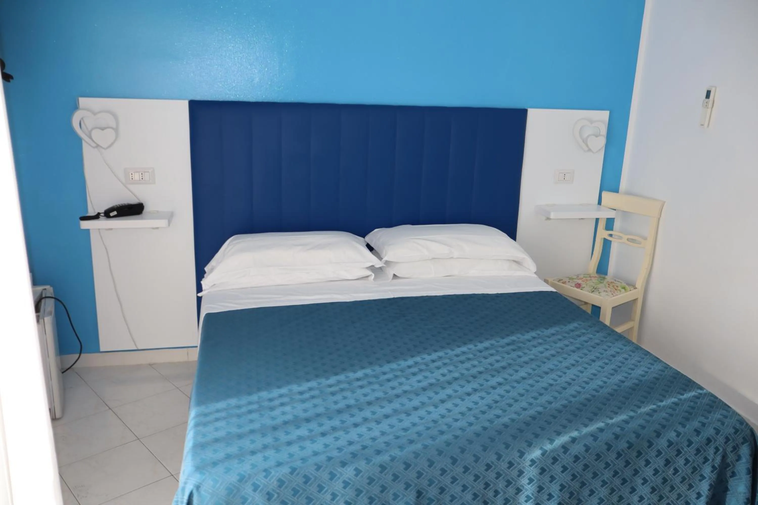 Bed in Hotel Albatros