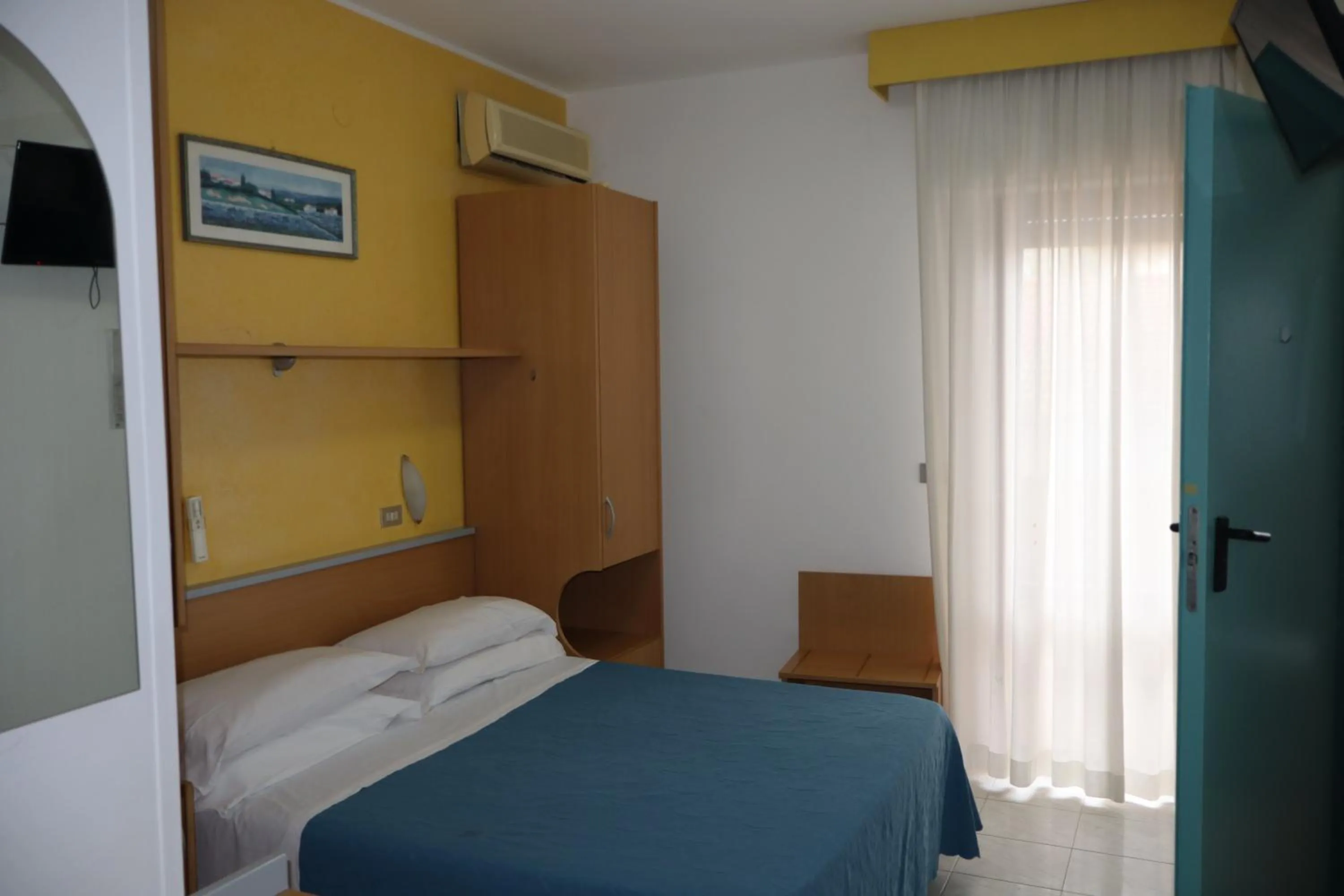 Bed in Hotel Albatros