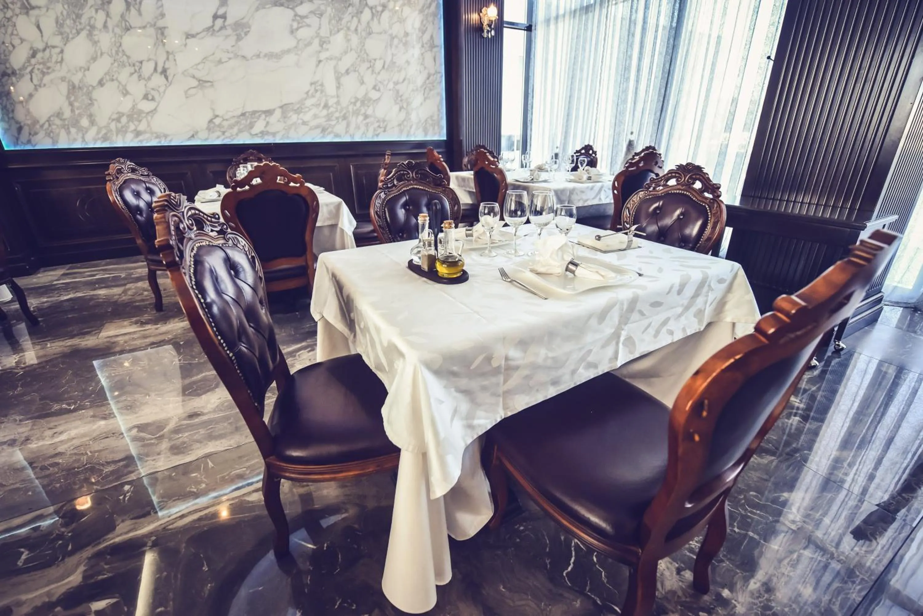 Restaurant/places to eat in Hotel Spa Ice Resort