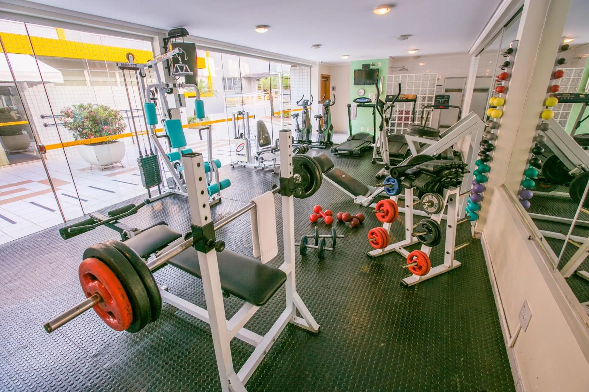 Fitness centre/facilities in Multiparque Hplus Long Stay