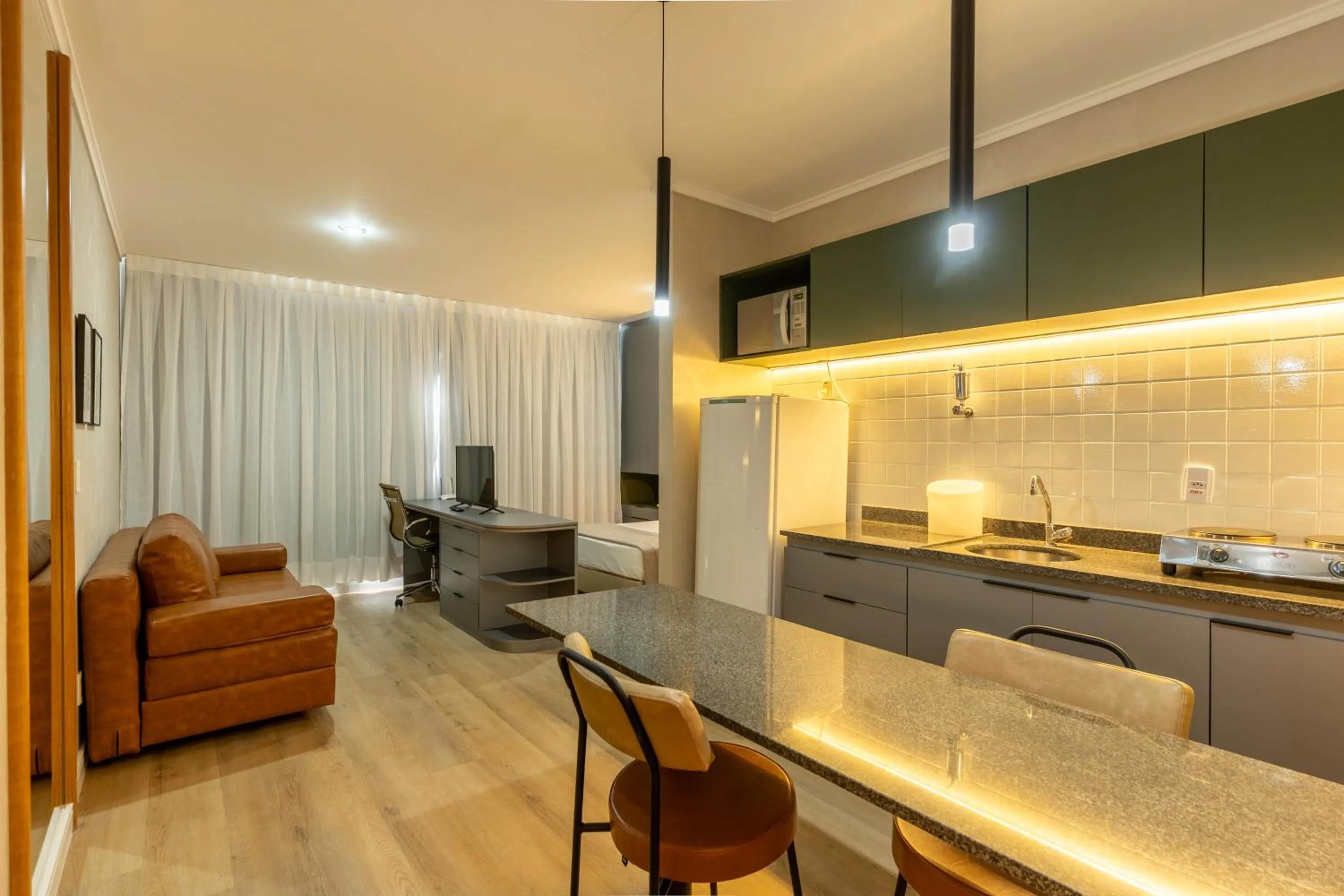 Multiparque Hplus Long Stay