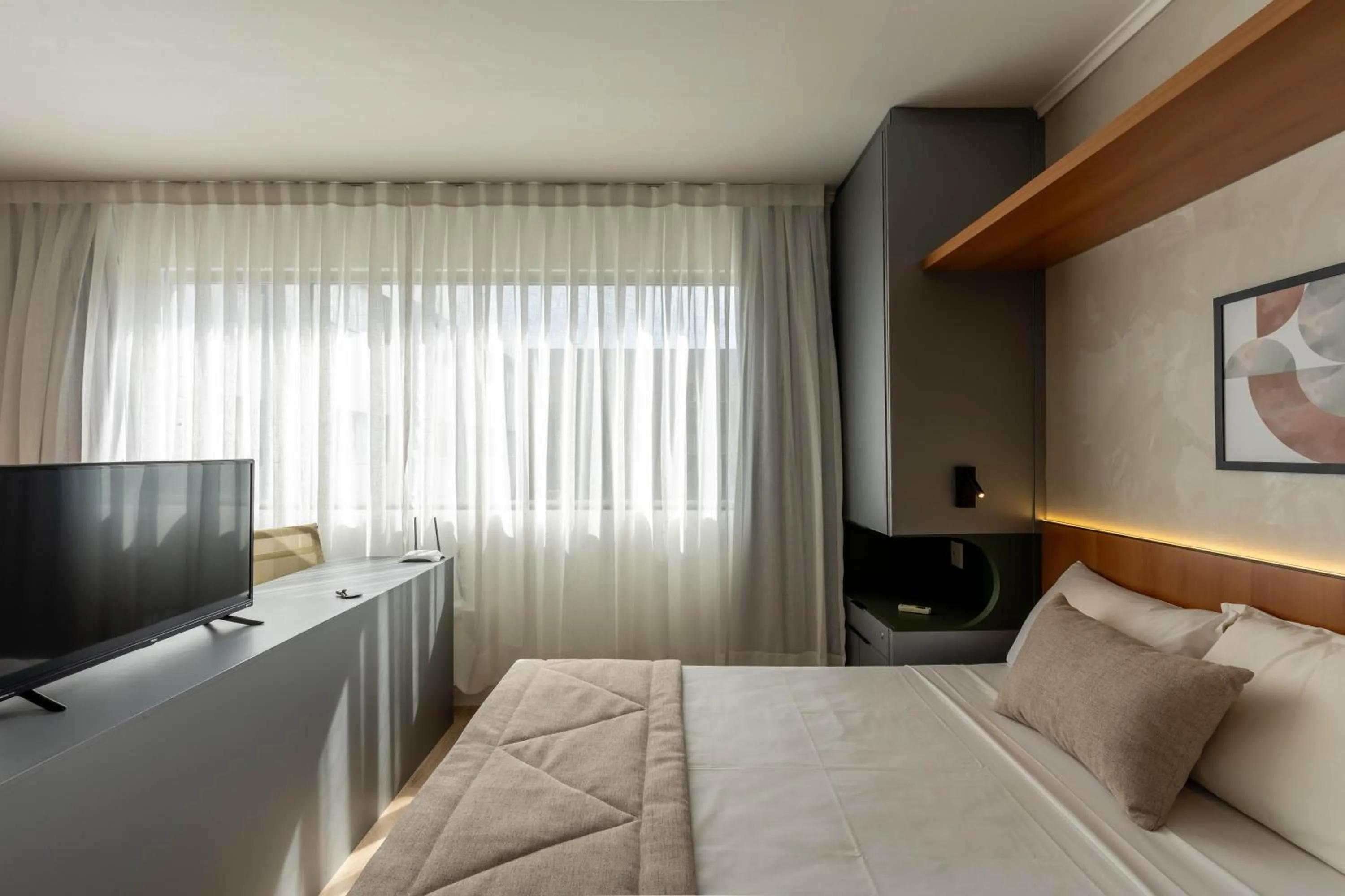 Multiparque Hplus Long Stay