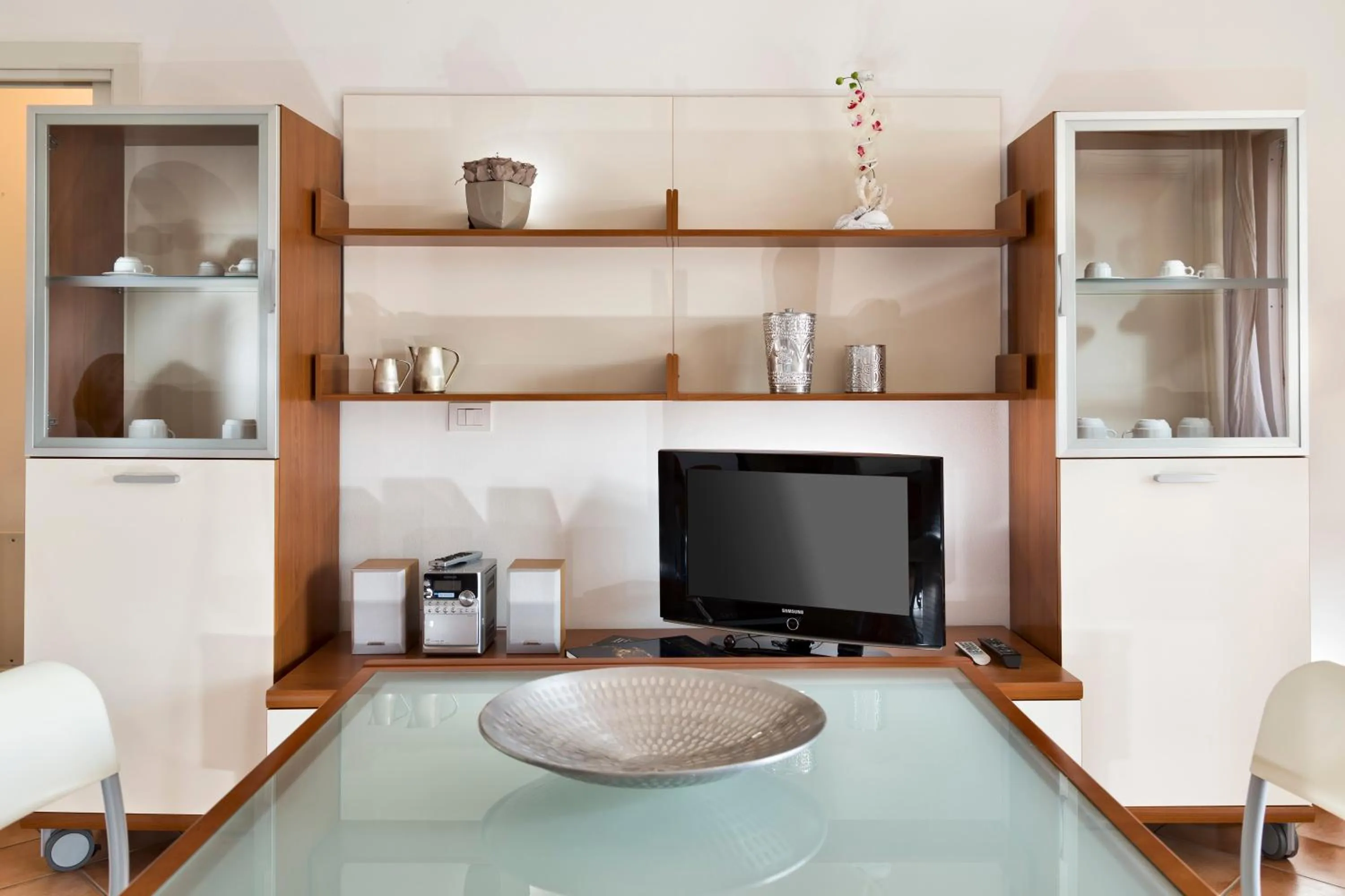 TV and multimedia in Portoverde Beach Apartments