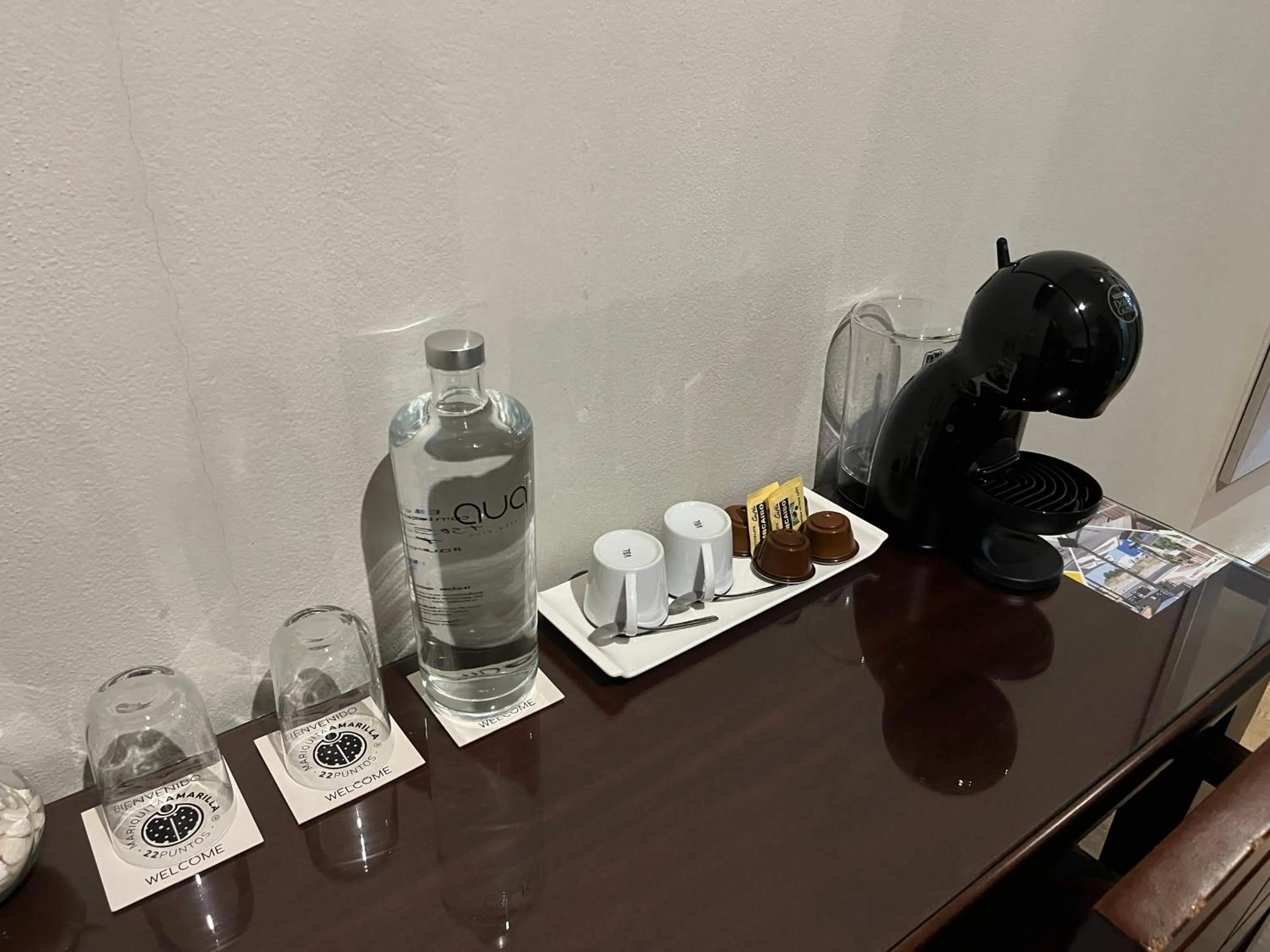 Coffee/tea facilities in Hotel LB Lebrija by MA 22 Puntos