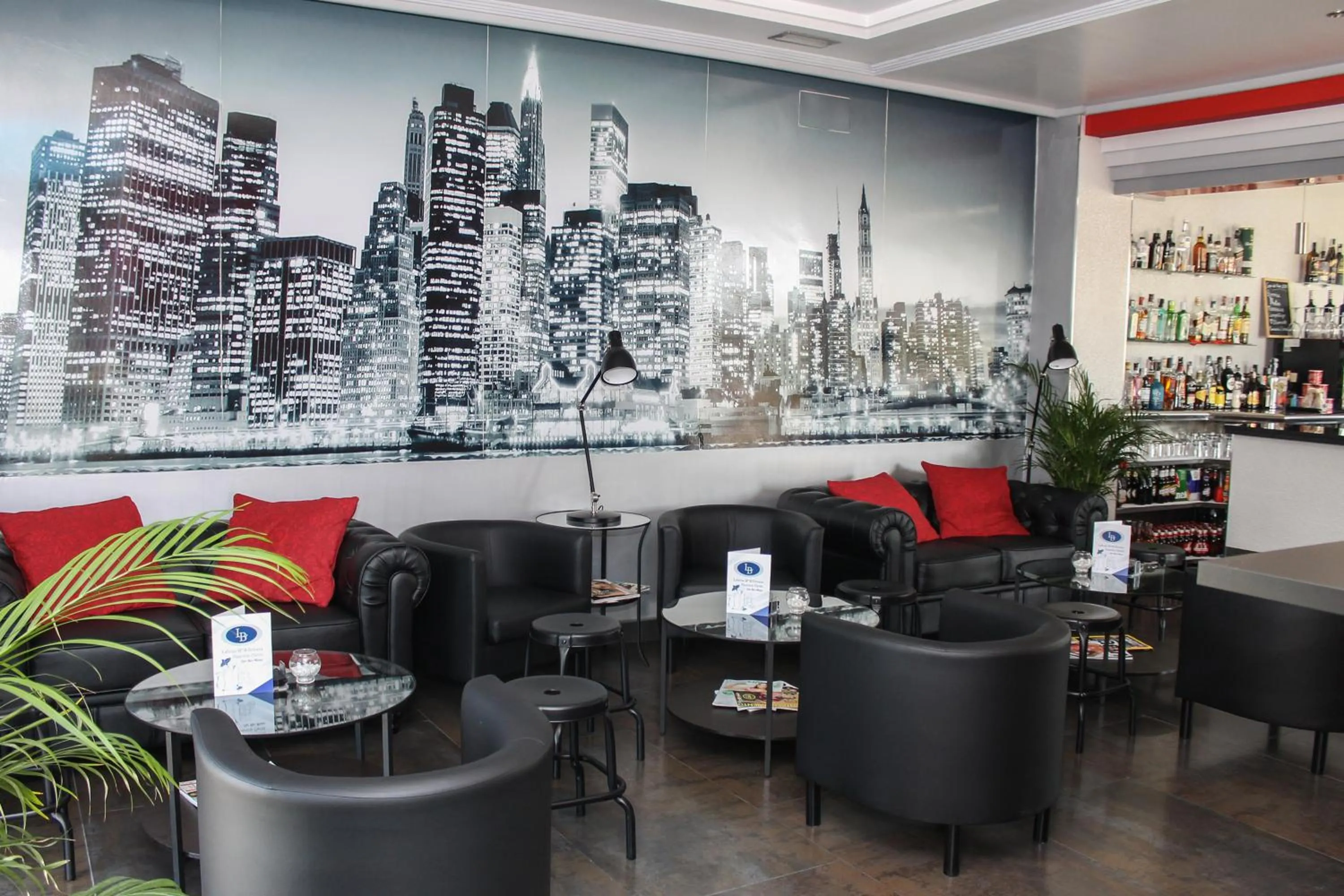 Lounge or bar in Hotel LB Lebrija by MA 22 Puntos