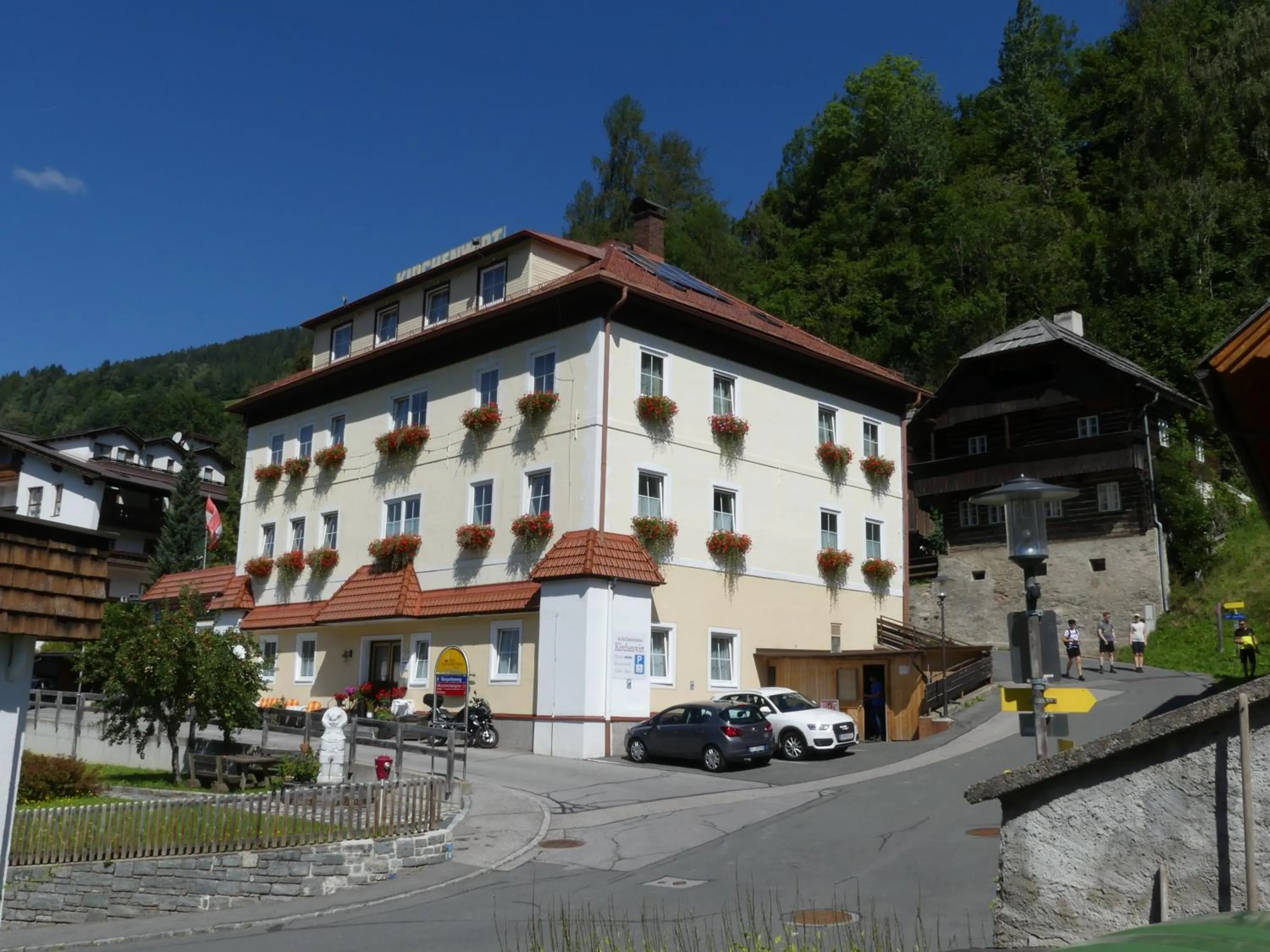 Property building in Hotel Kirchenwirt
