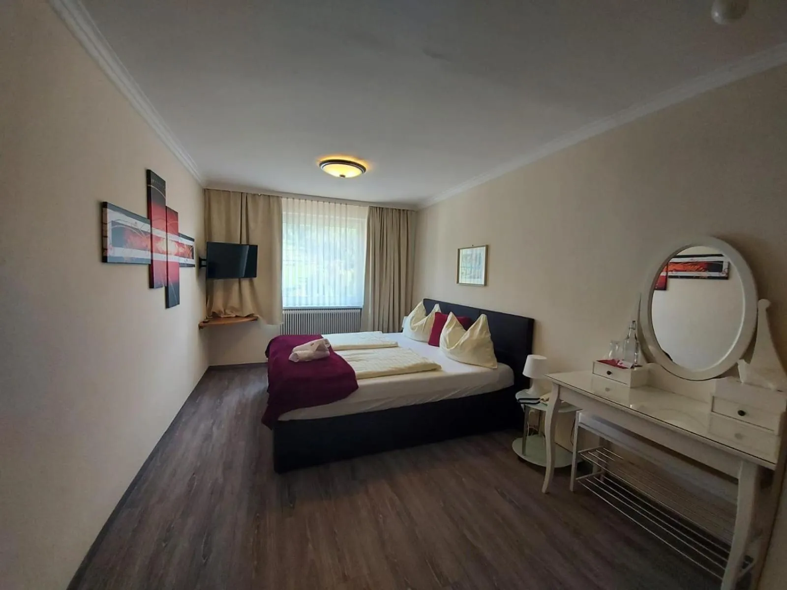 Bed in Hotel Kirchenwirt