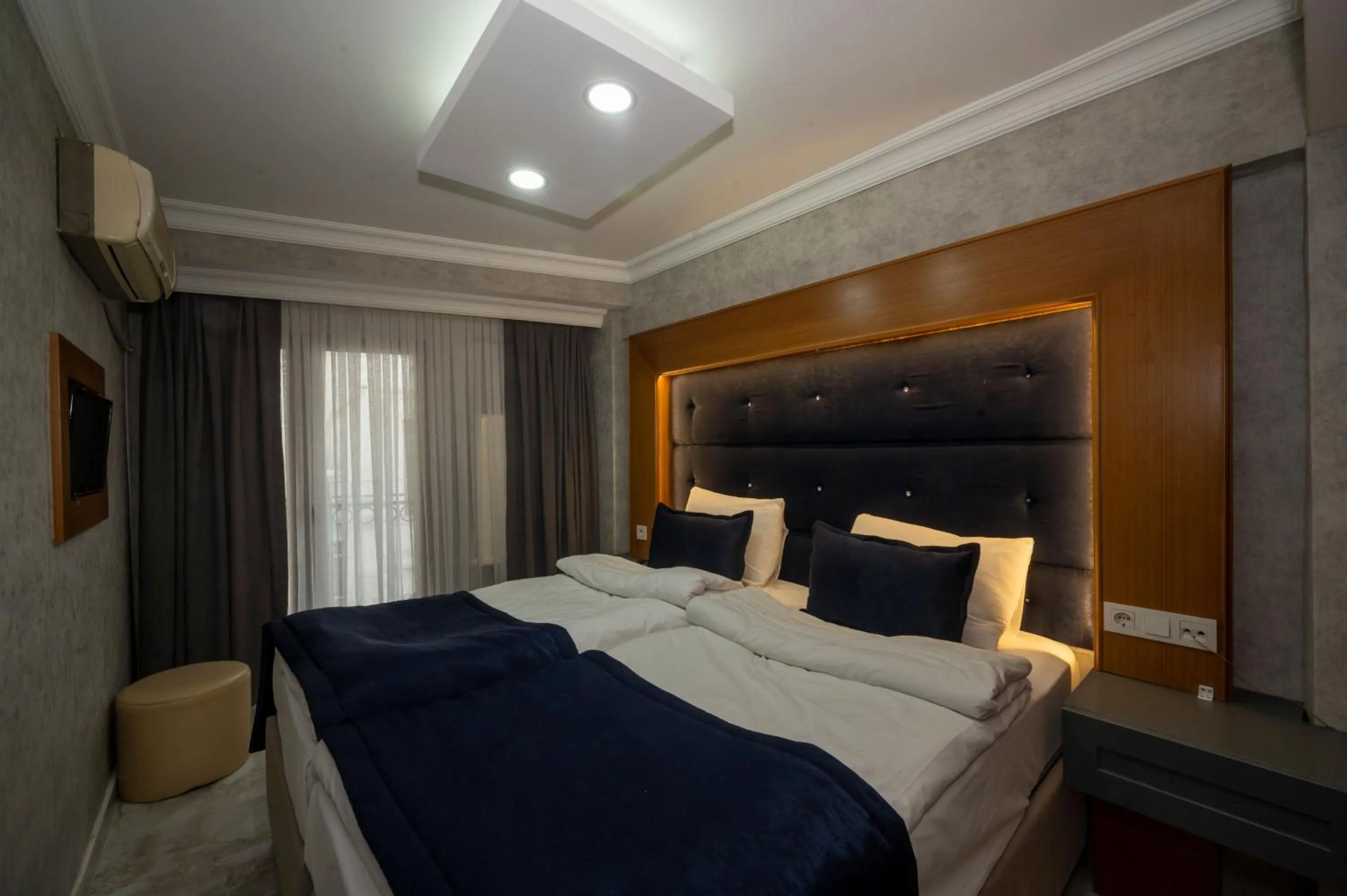 Photo of the whole room, Bed in Tamara Residence Hotel İstanbul