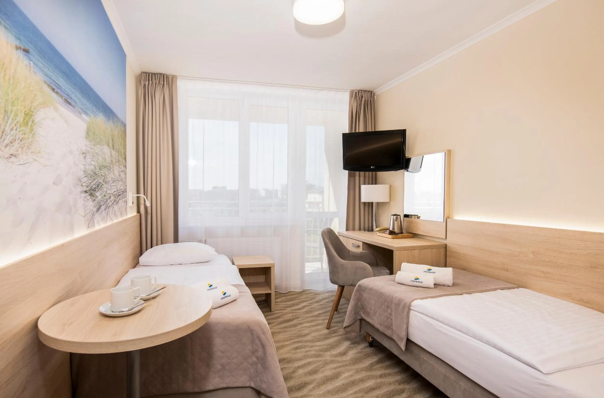 Photo of the whole room, Bed in Interferie Cechsztyn