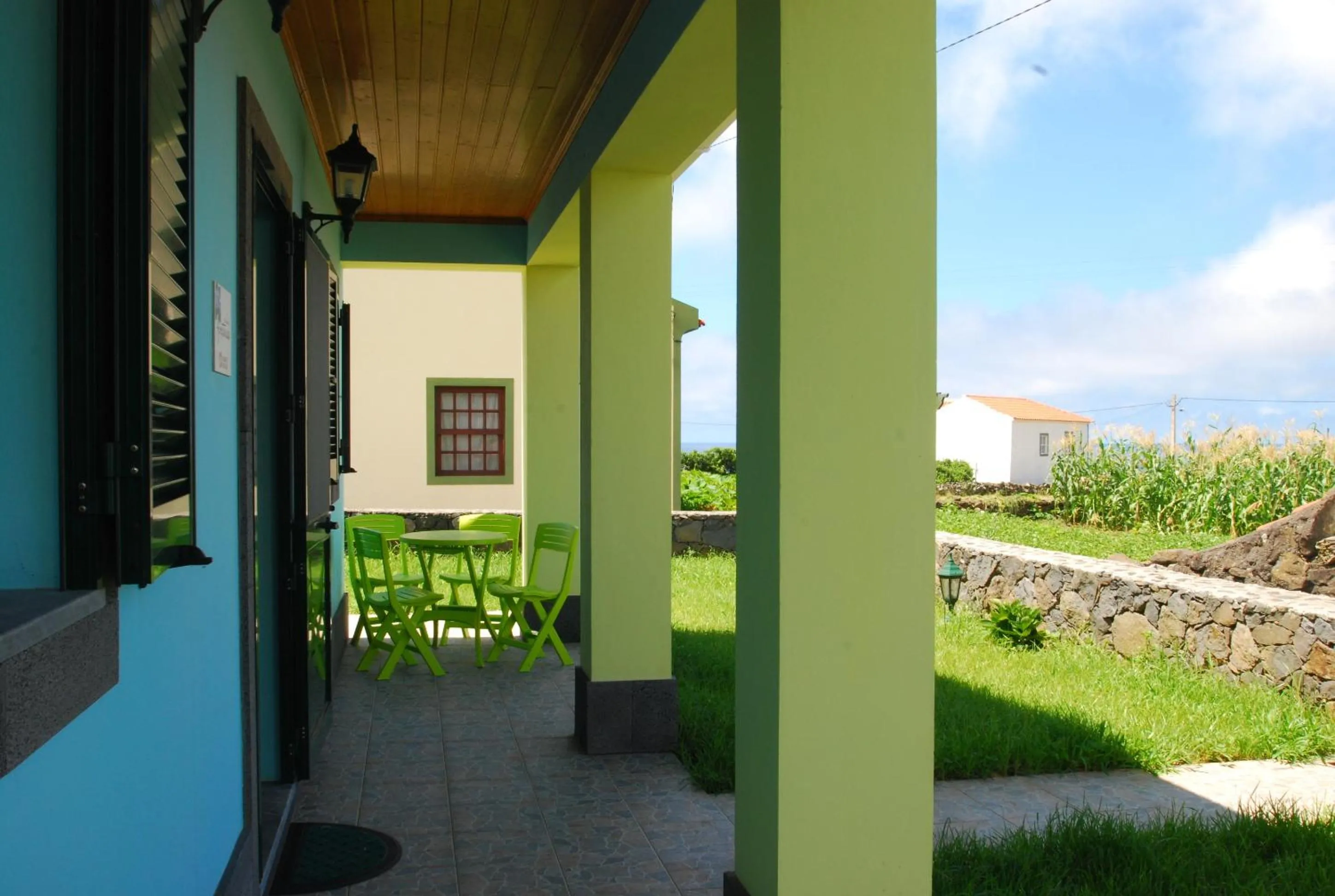 Facade/entrance in Alojamentos Flores Island