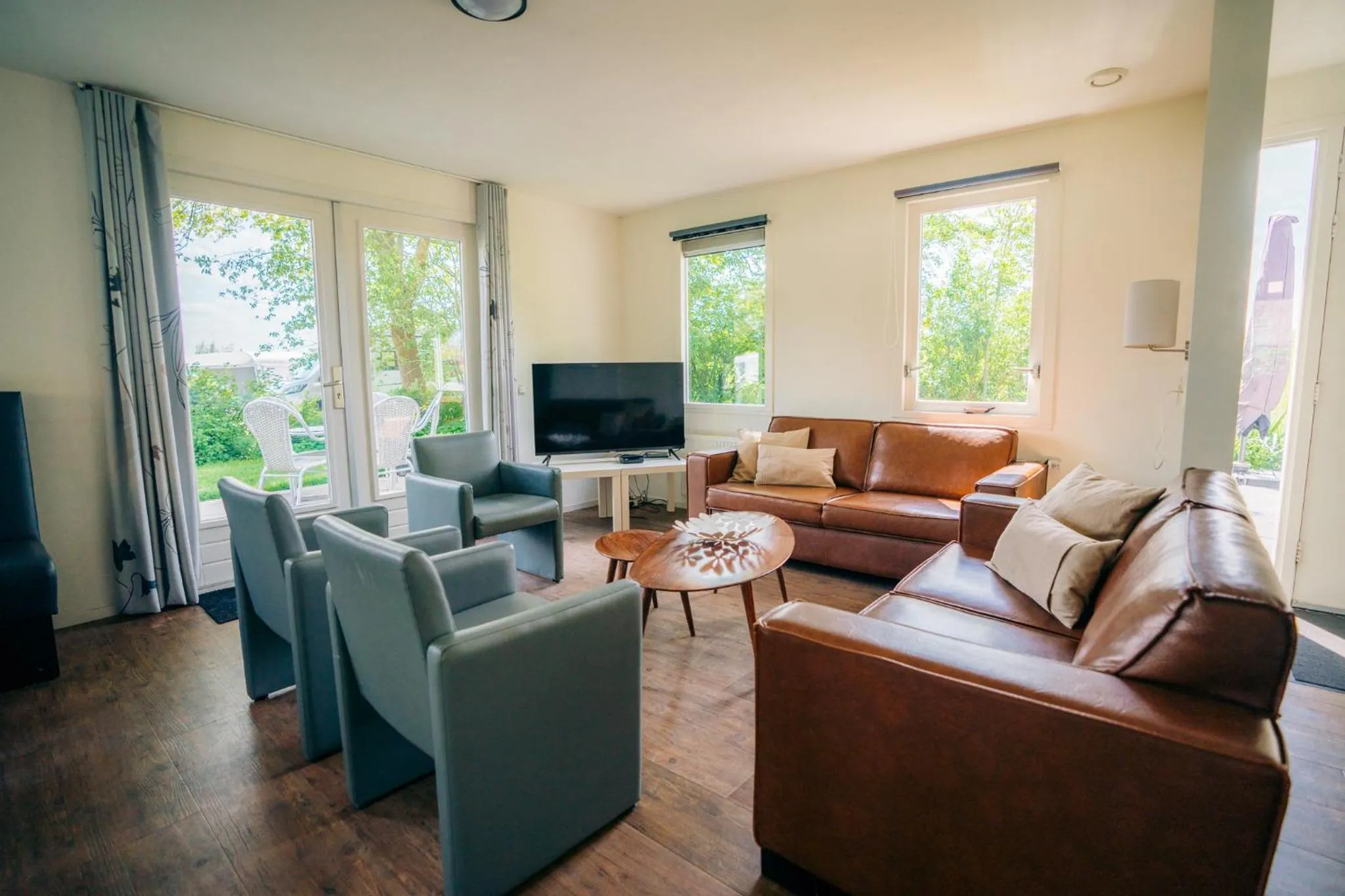 Property building in B&B de Luwte Cottage