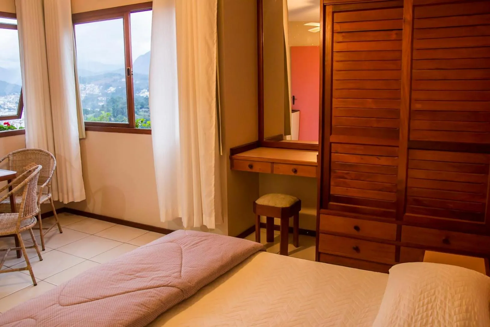 Bed in Hotel Dominguez Master