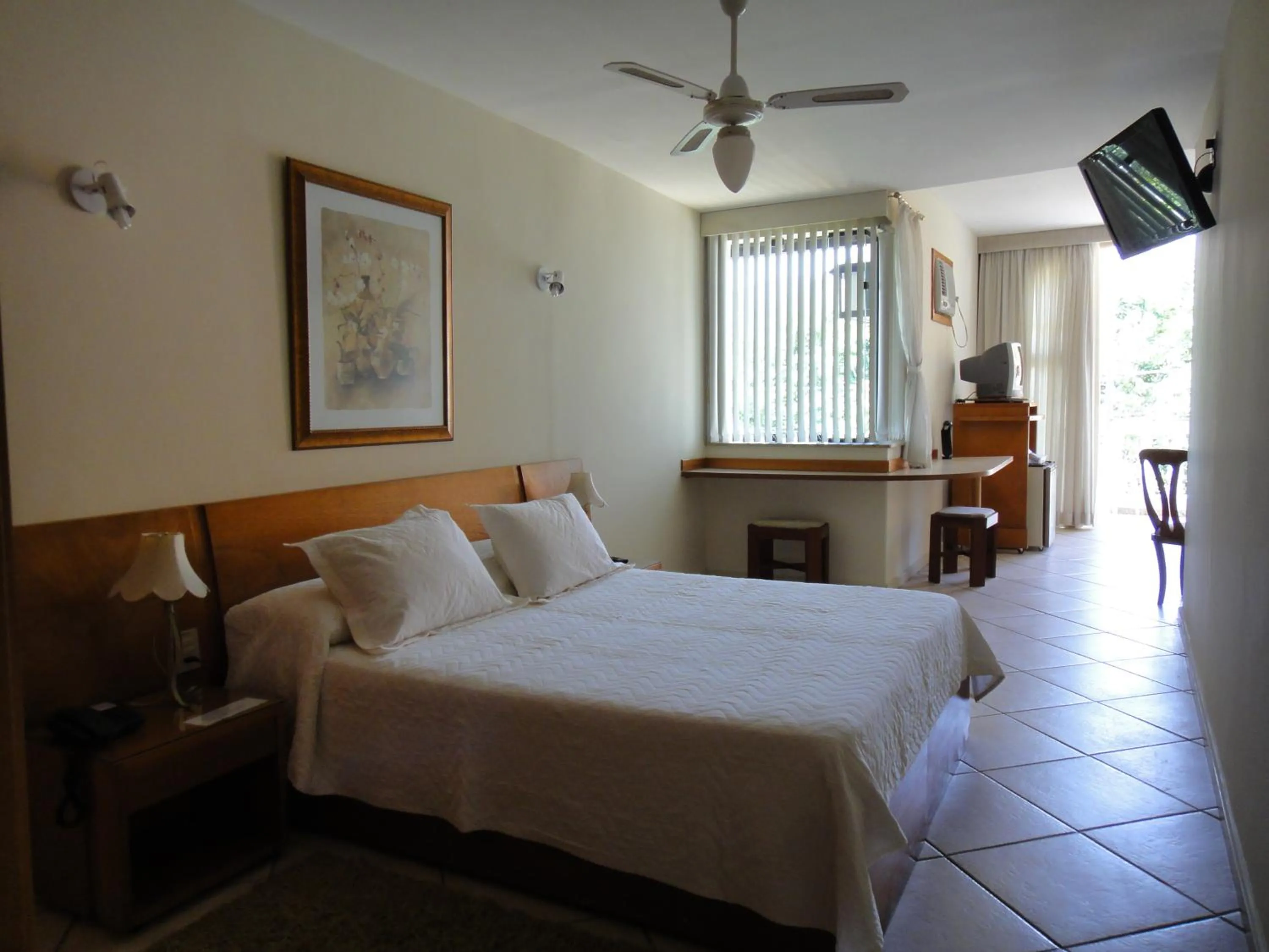 Photo of the whole room, Bed in Hotel Dominguez Master