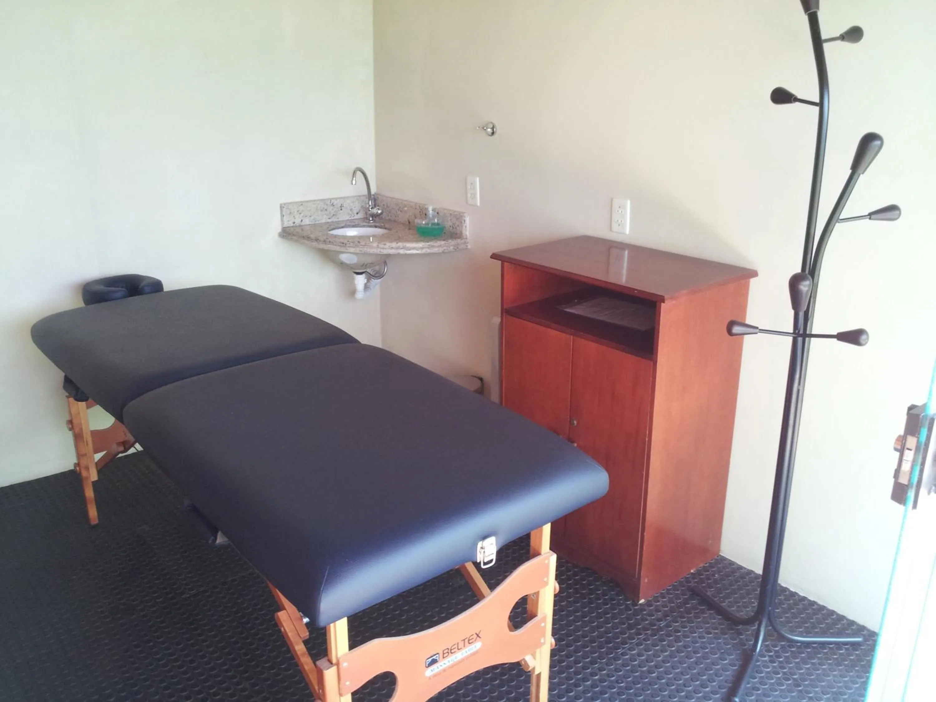 Massage in Hotel Dominguez Master