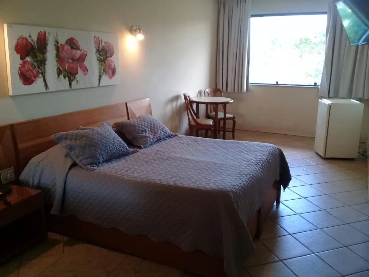 Bed in Hotel Dominguez Master