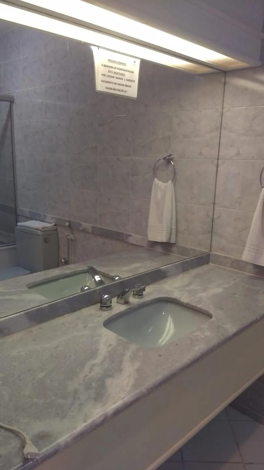 Bathroom in Hotel Dominguez Master