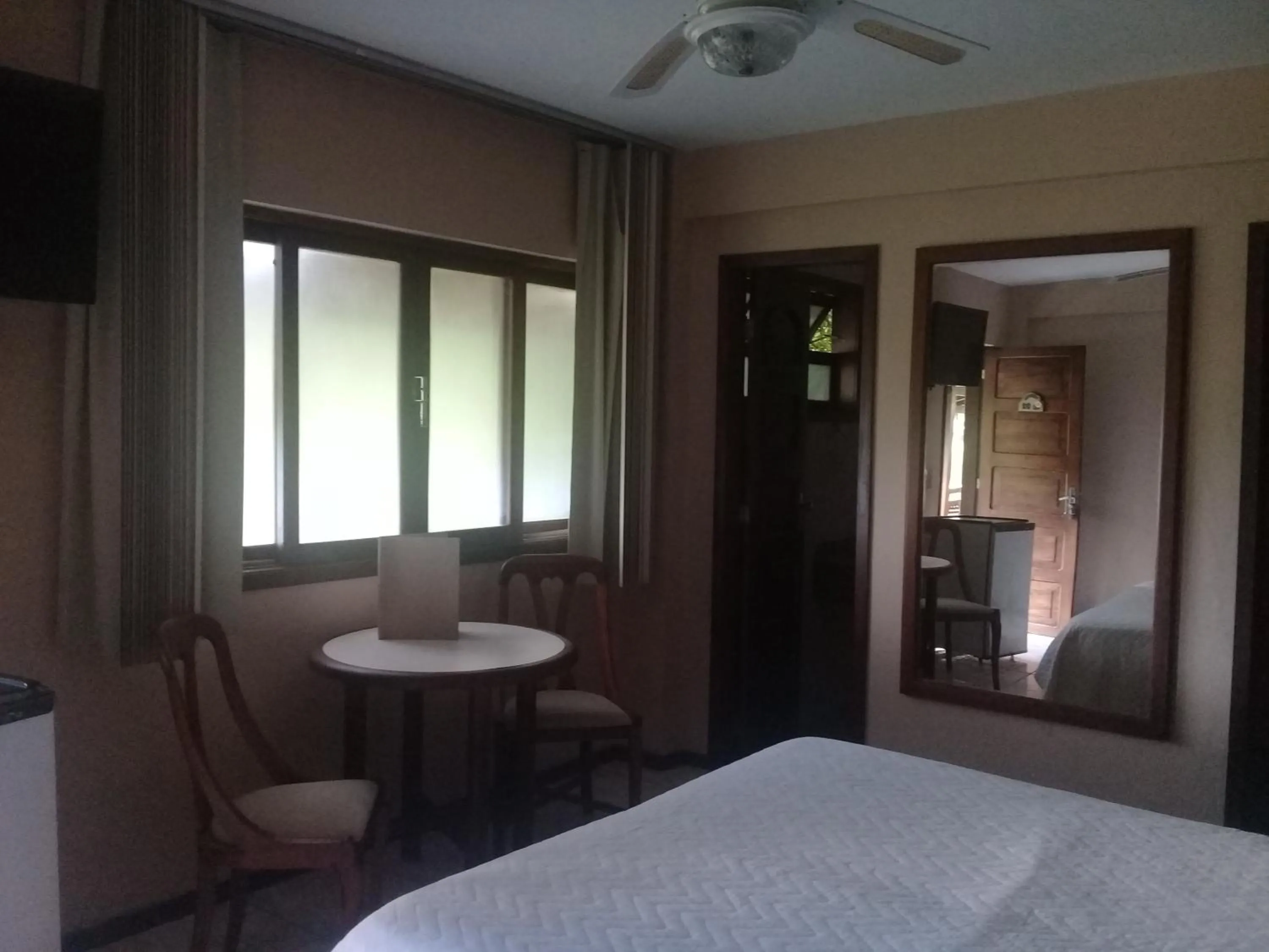 Bed in Hotel Dominguez Master