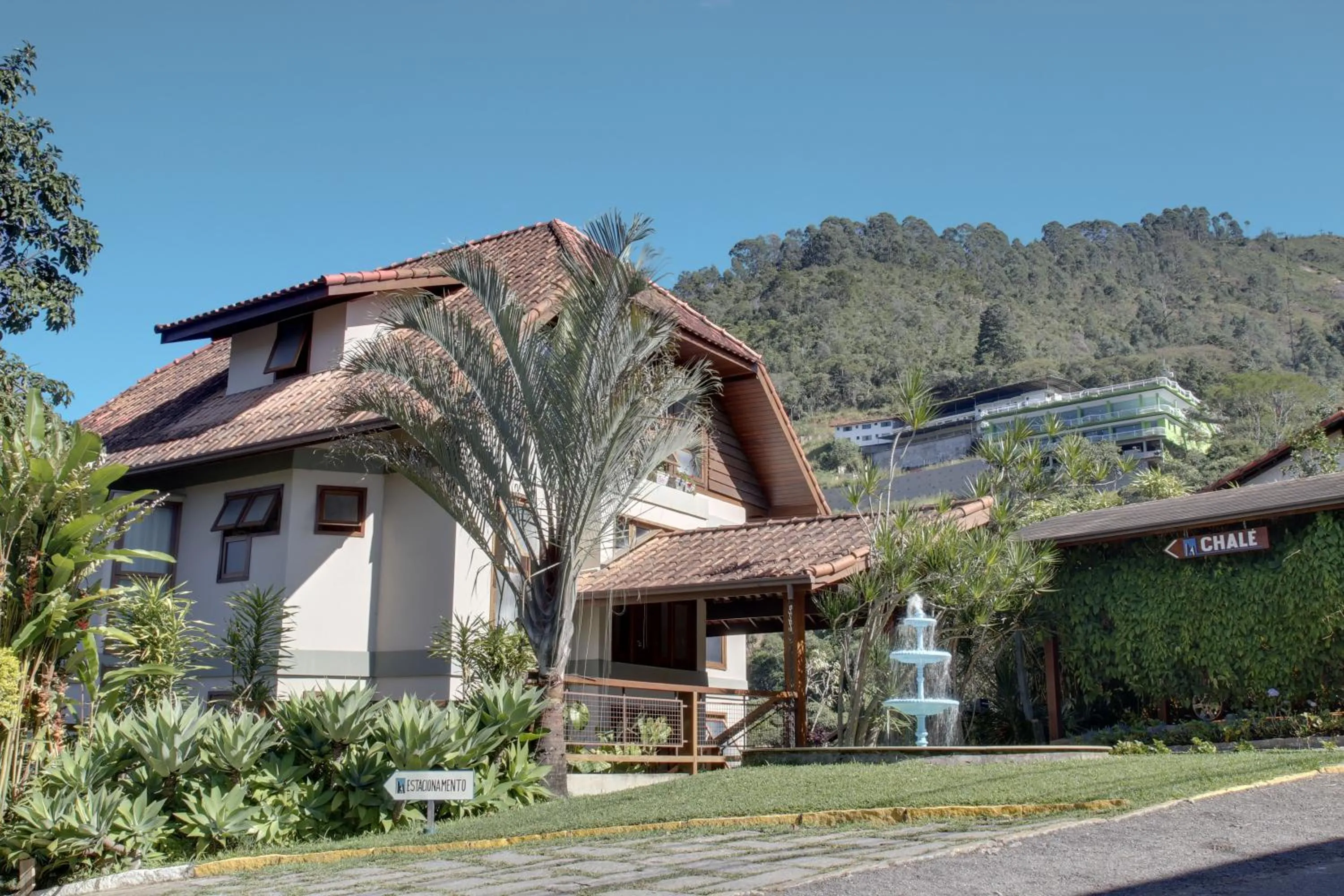 Property building in Hotel Dominguez Master