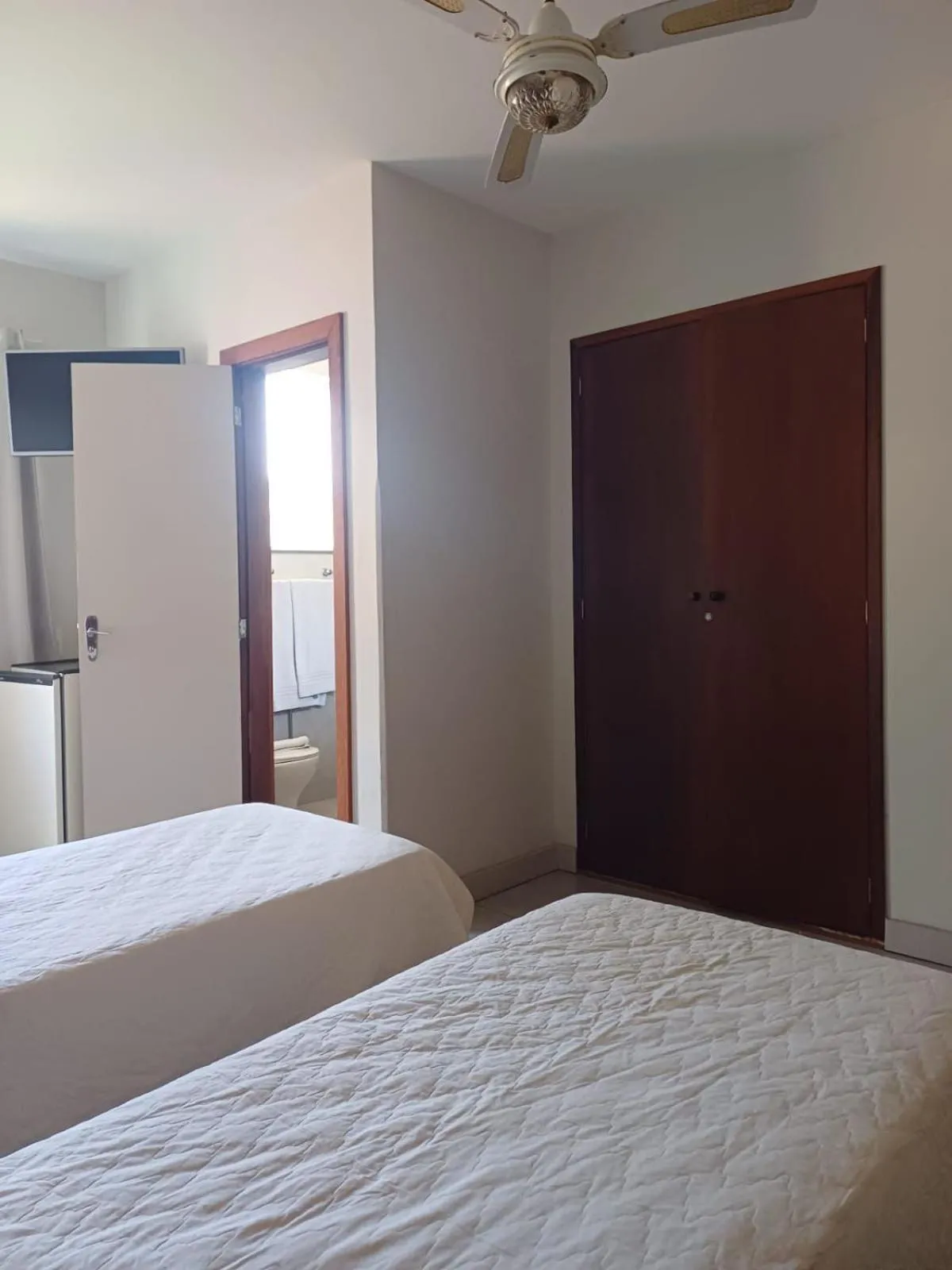 Bed in Hotel Dominguez Master