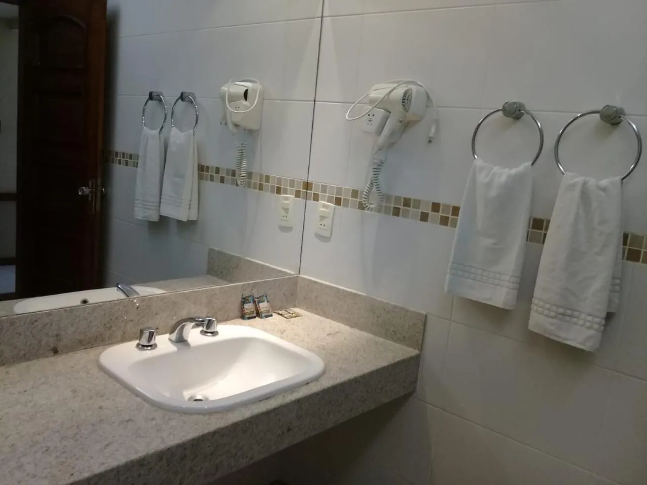 Hotel Dominguez Master