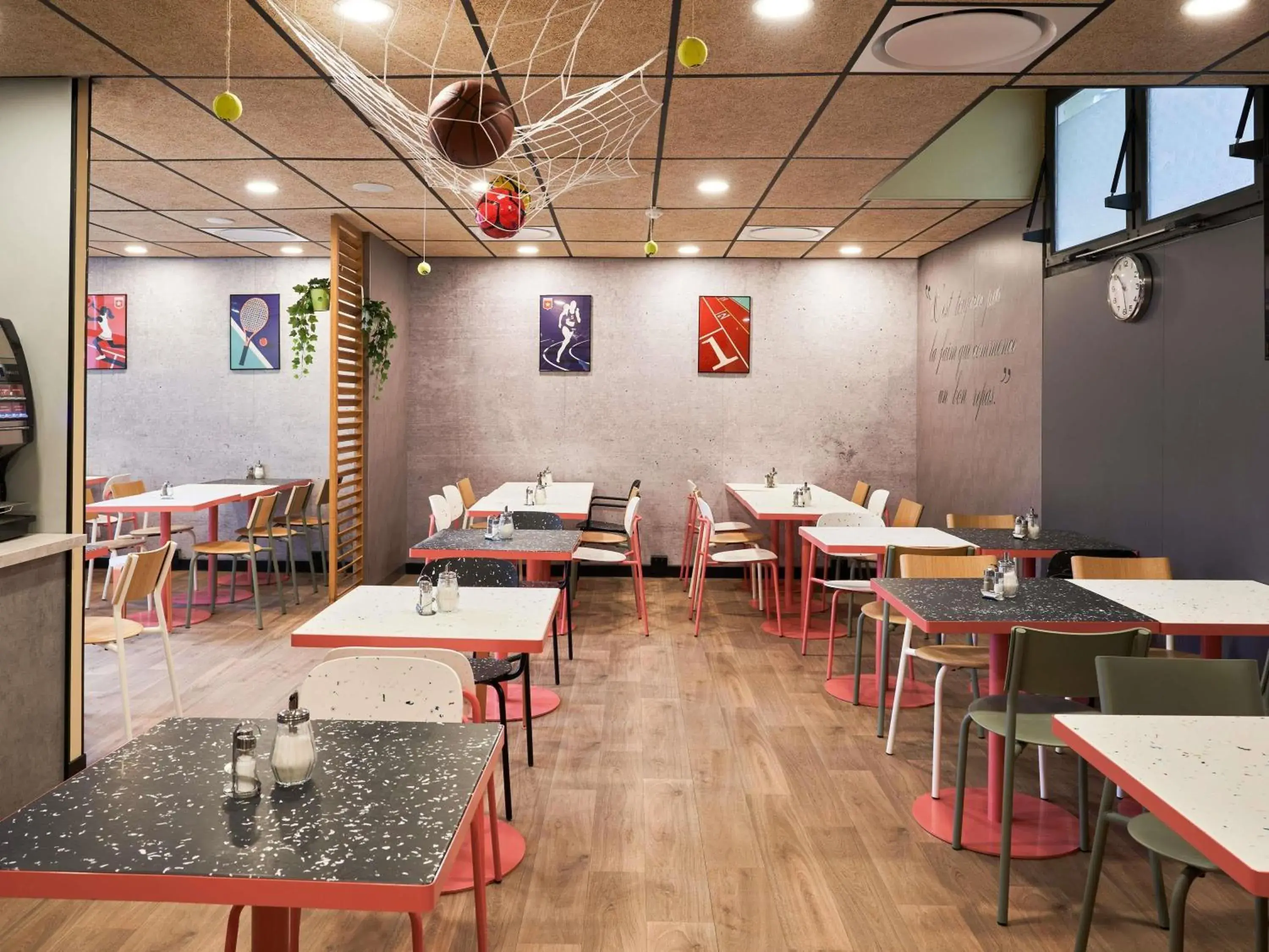 Breakfast in ibis budget Saint-Maurice Breakfast in ibis budget Saint-Maurice