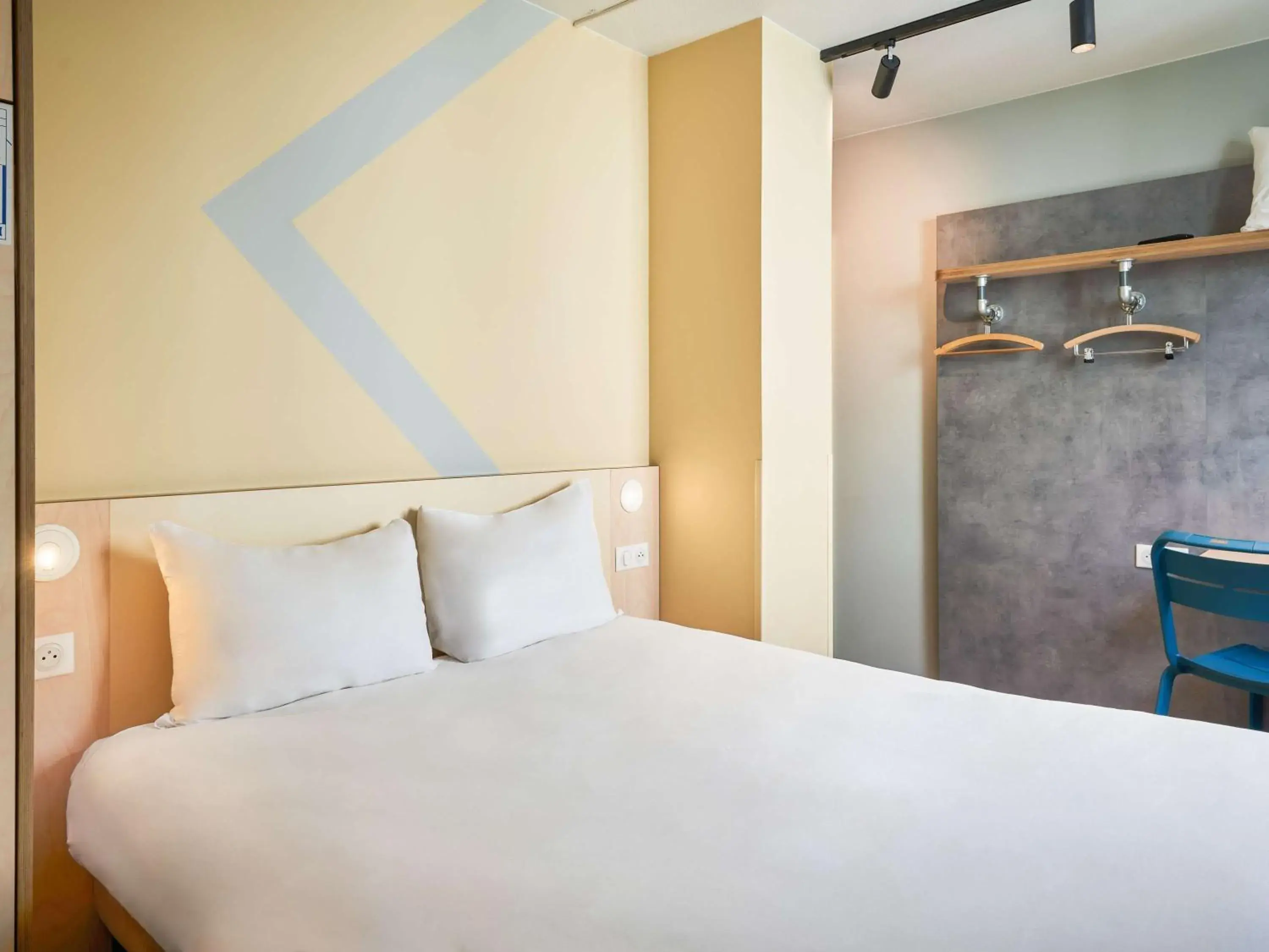 Bed in ibis budget Saint-Maurice Bed in ibis budget Saint-Maurice