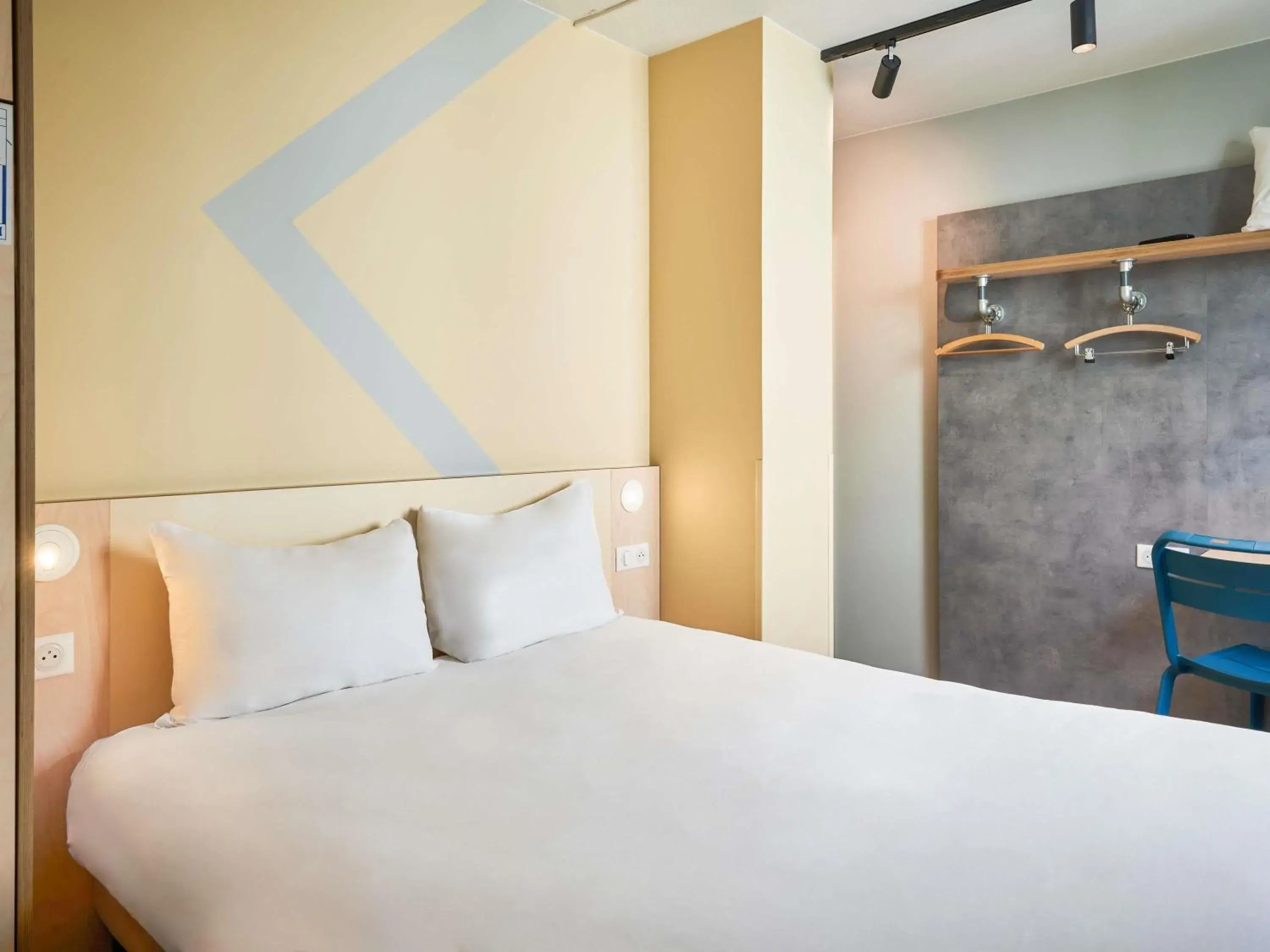 Bedroom, Bed in ibis budget Saint-Maurice Bedroom, Bed in ibis budget Saint-Maurice