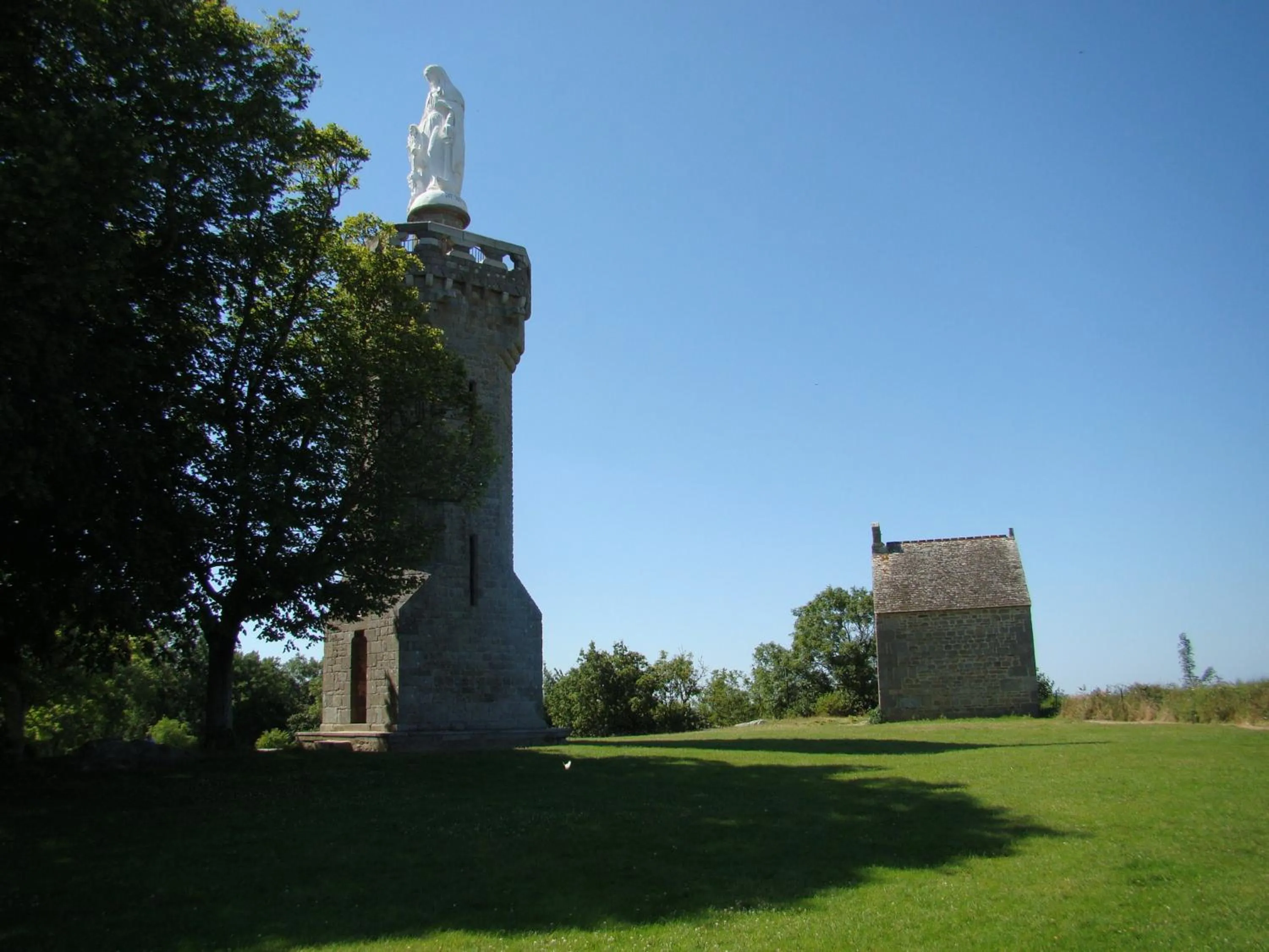 Area and facilities in Hotel Du Tertre