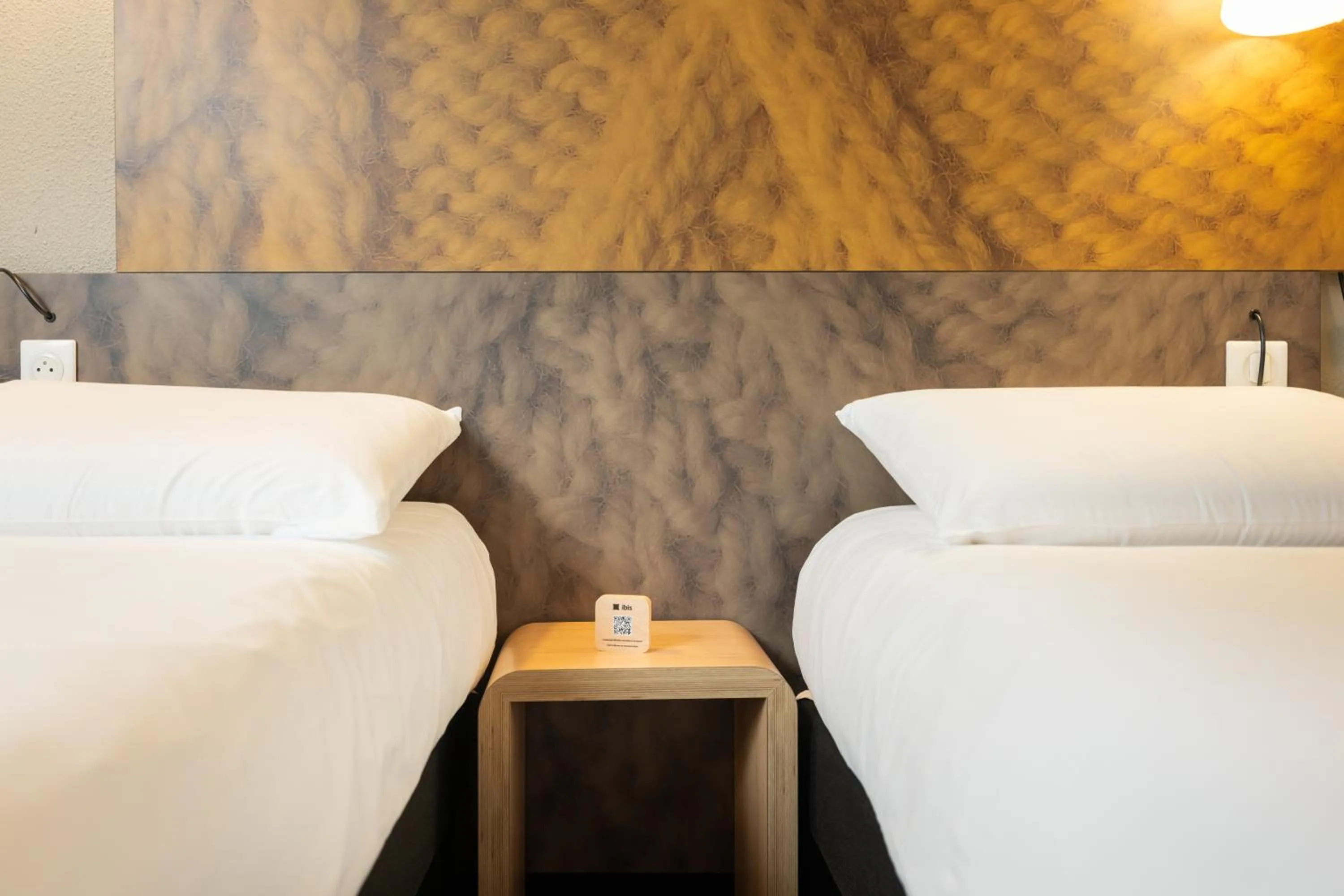 Bedroom, Bed in ibis Lyon Caluire Cité Internationale