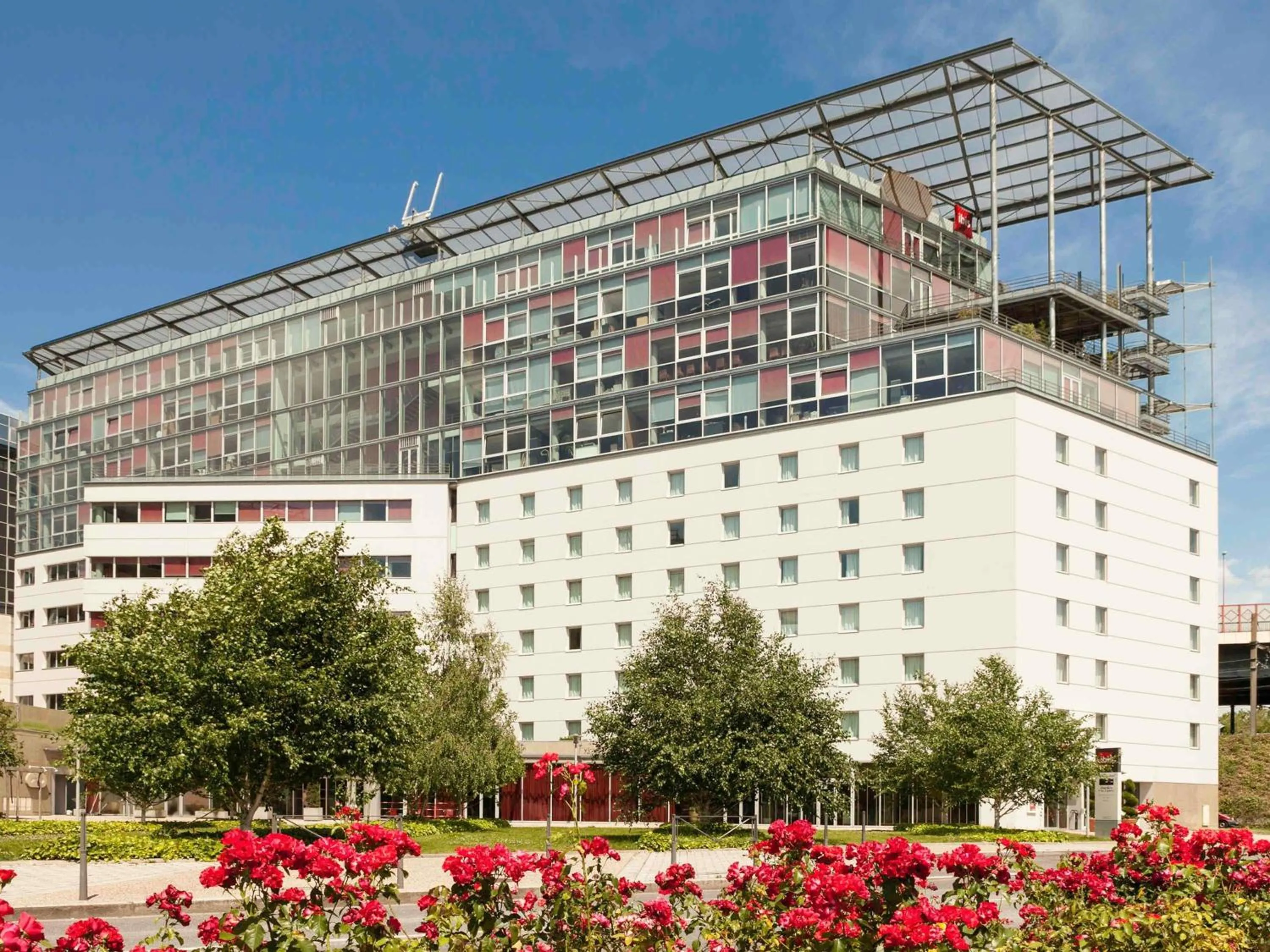 Property building in ibis Lyon Caluire Cité Internationale