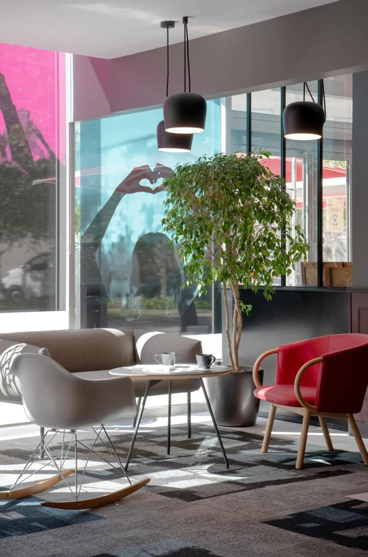 Lounge or bar in ibis Lyon Caluire Cité Internationale