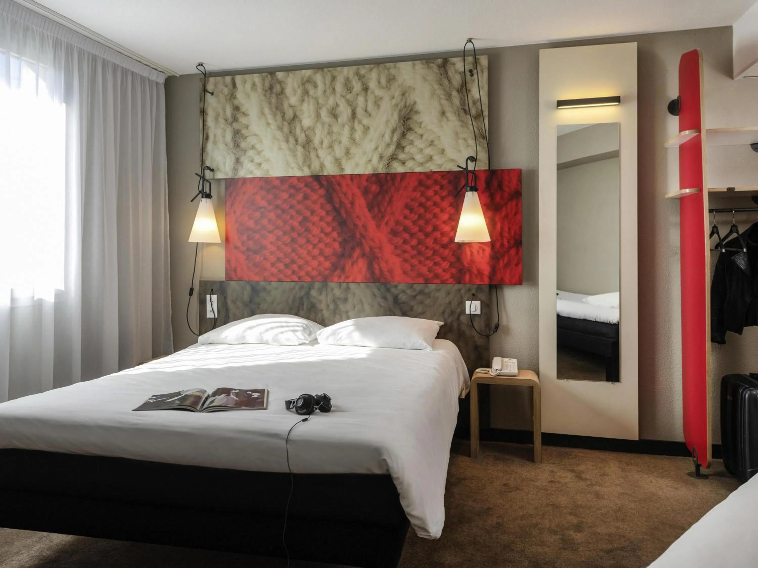 Bedroom, Bed in ibis Lyon Caluire Cité Internationale