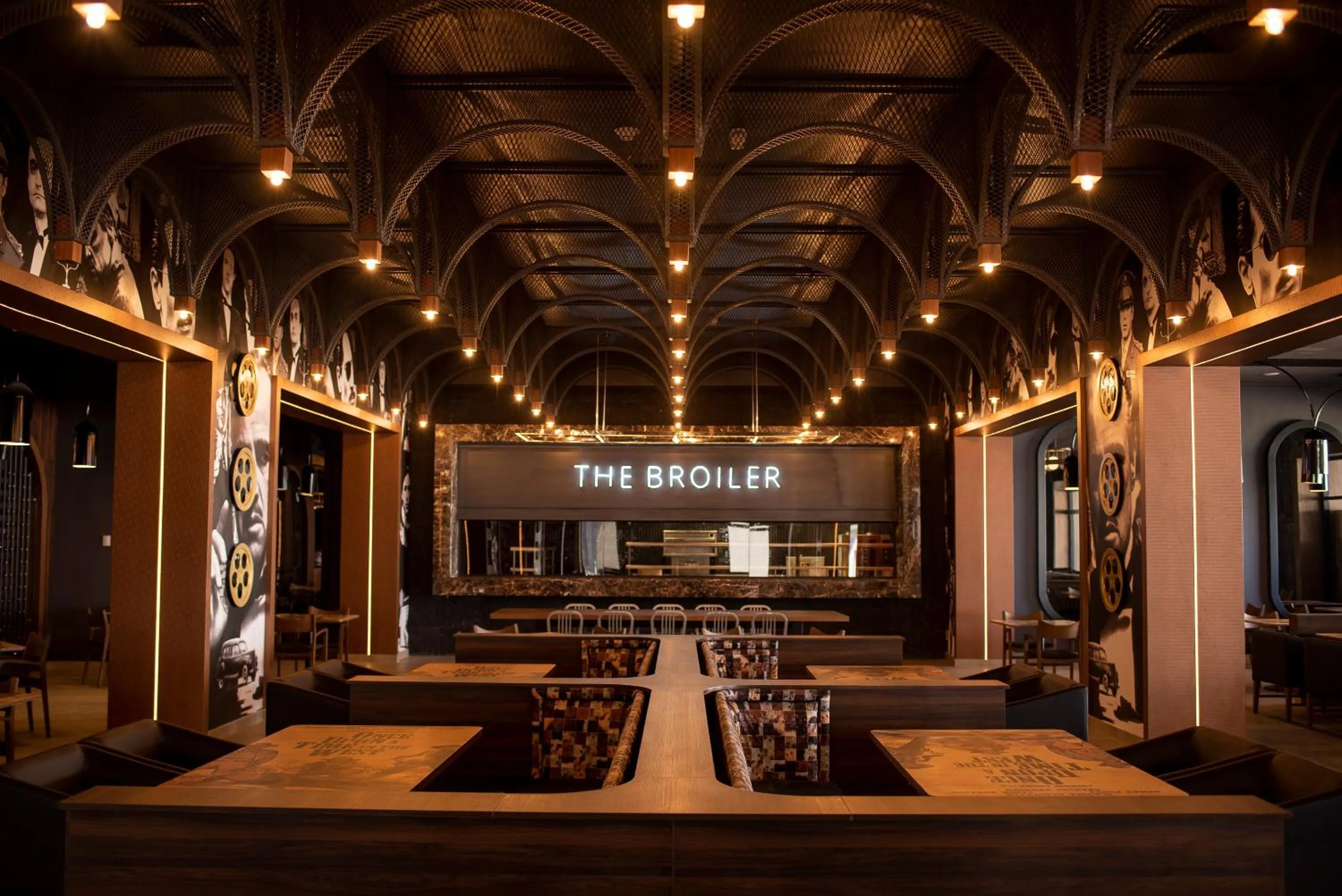 Restaurant/places to eat in Planet Hollywood Cancun Adult Scene by Royalton, An Autograph Collection All-Inclusive Resort - Adults Only