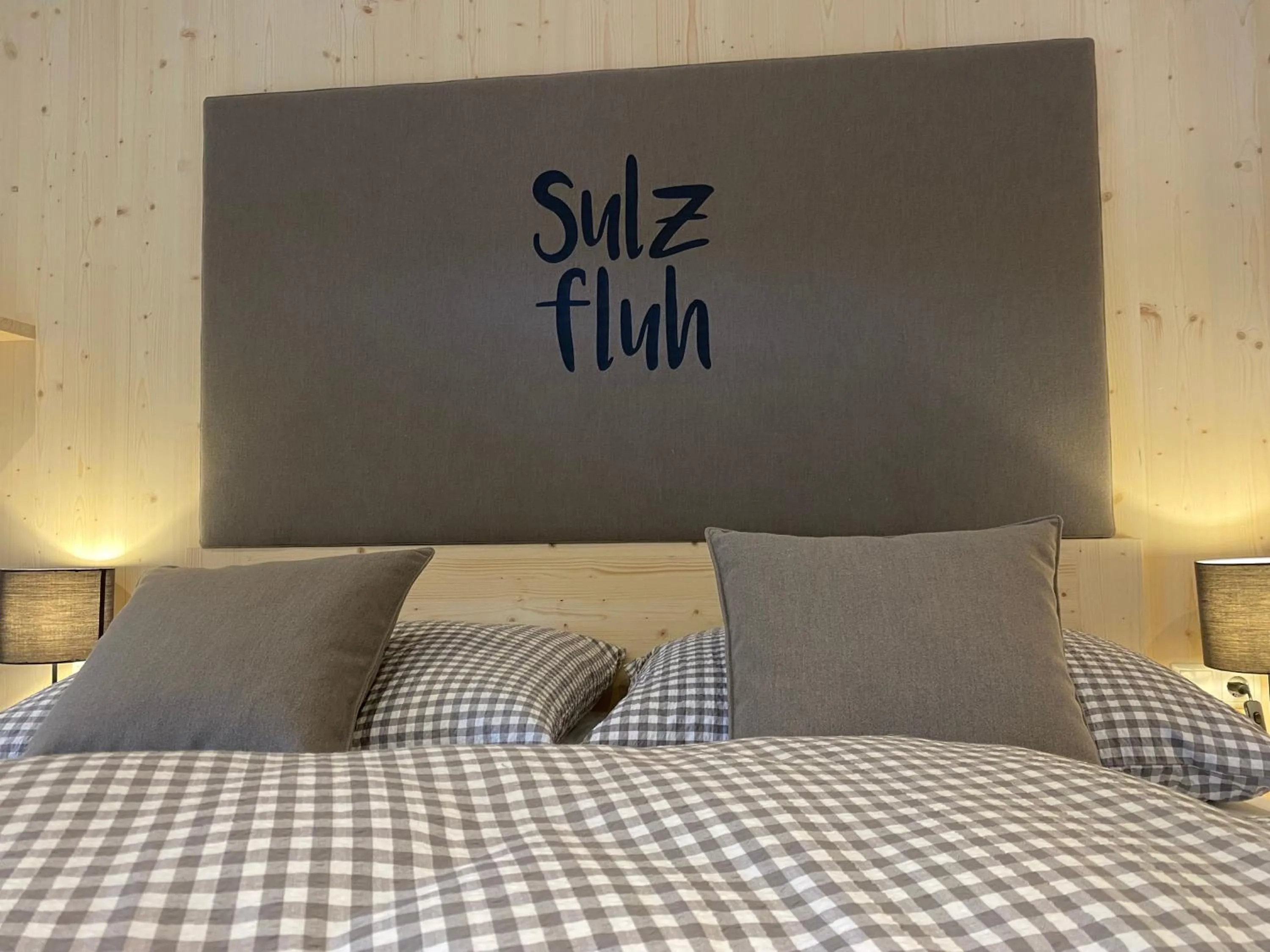 Bed in Gasthaus Sulzfluh