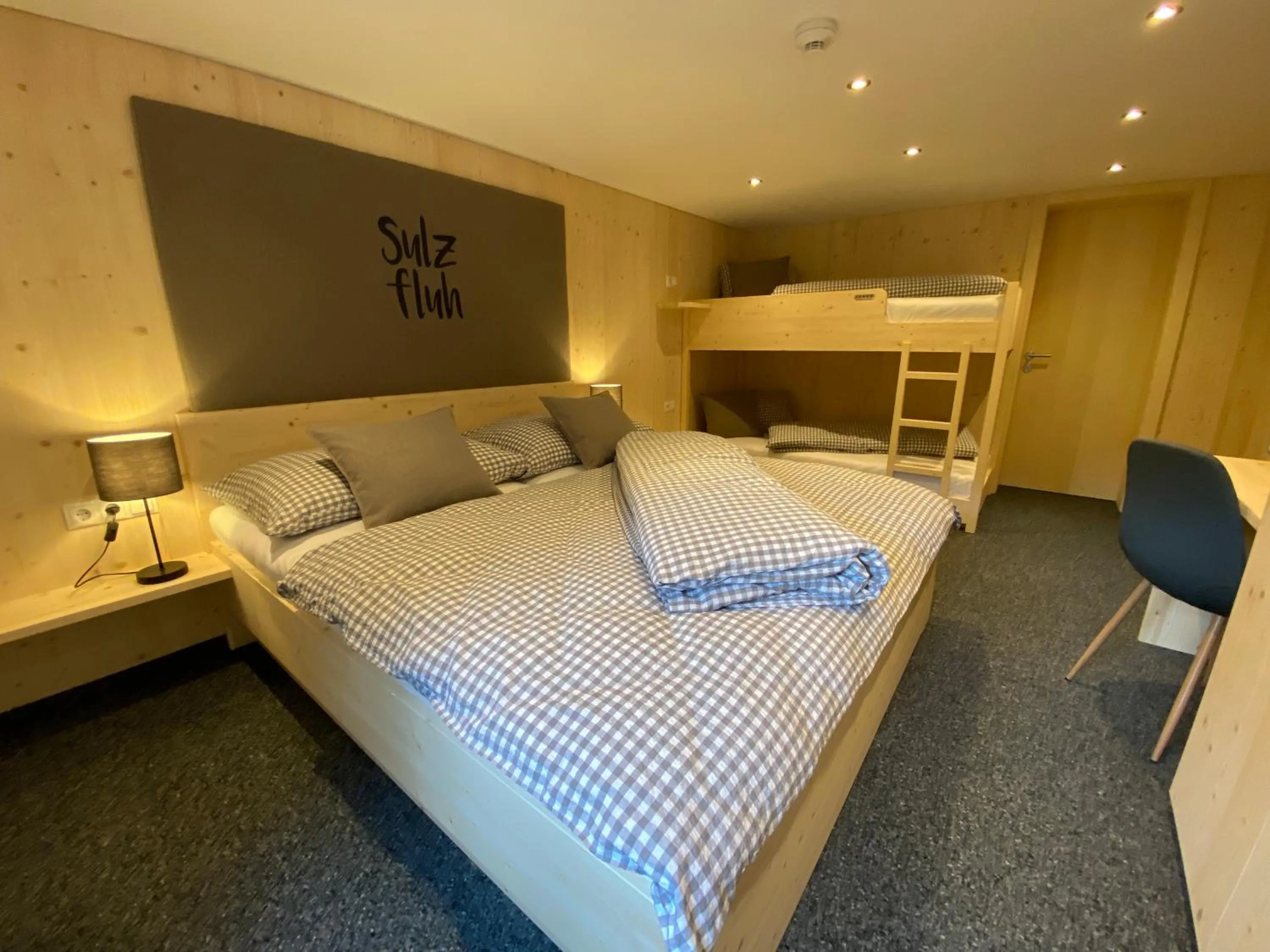 Bed in Gasthaus Sulzfluh