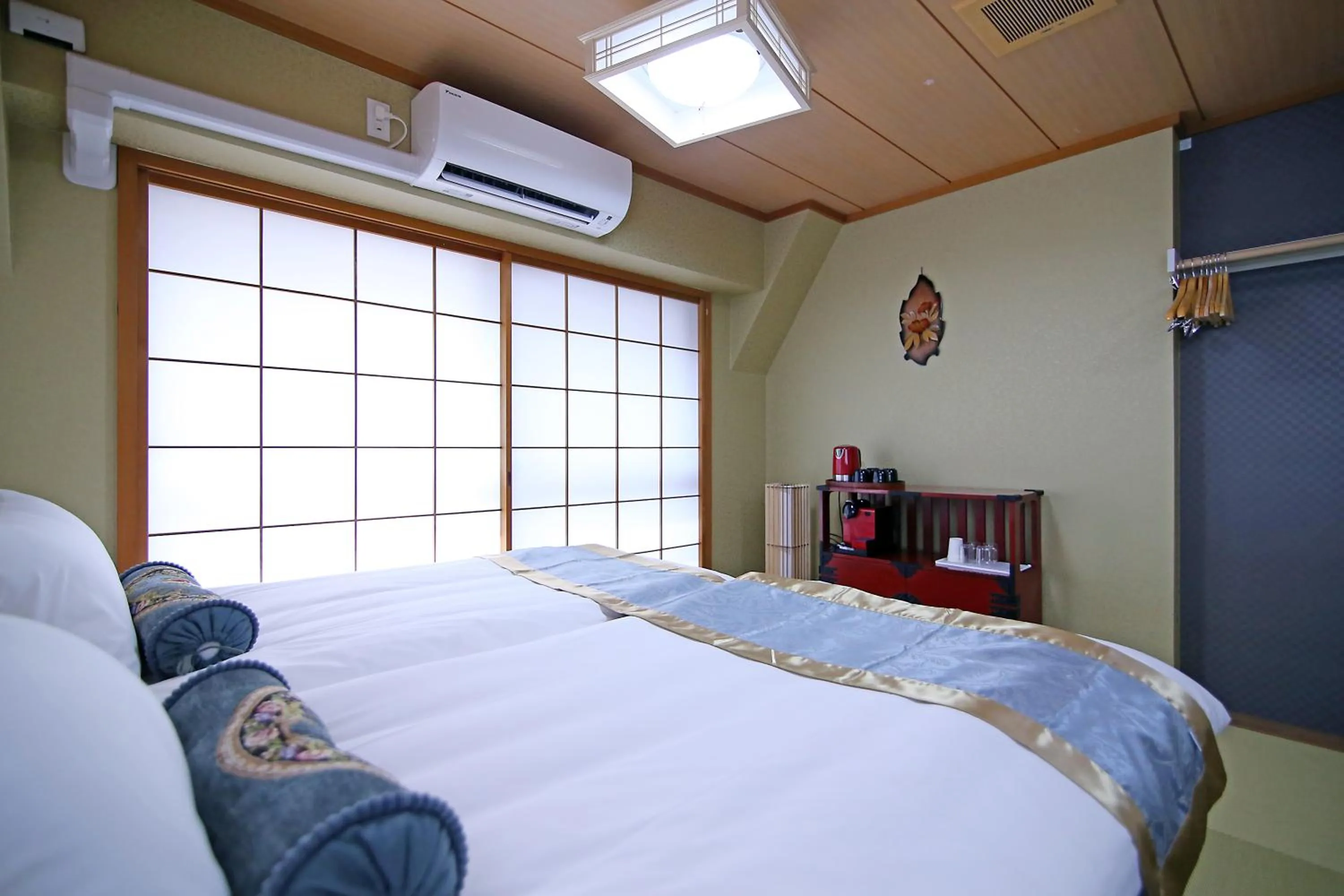 Bed in SHINJUKU GLOBAL HOTEL