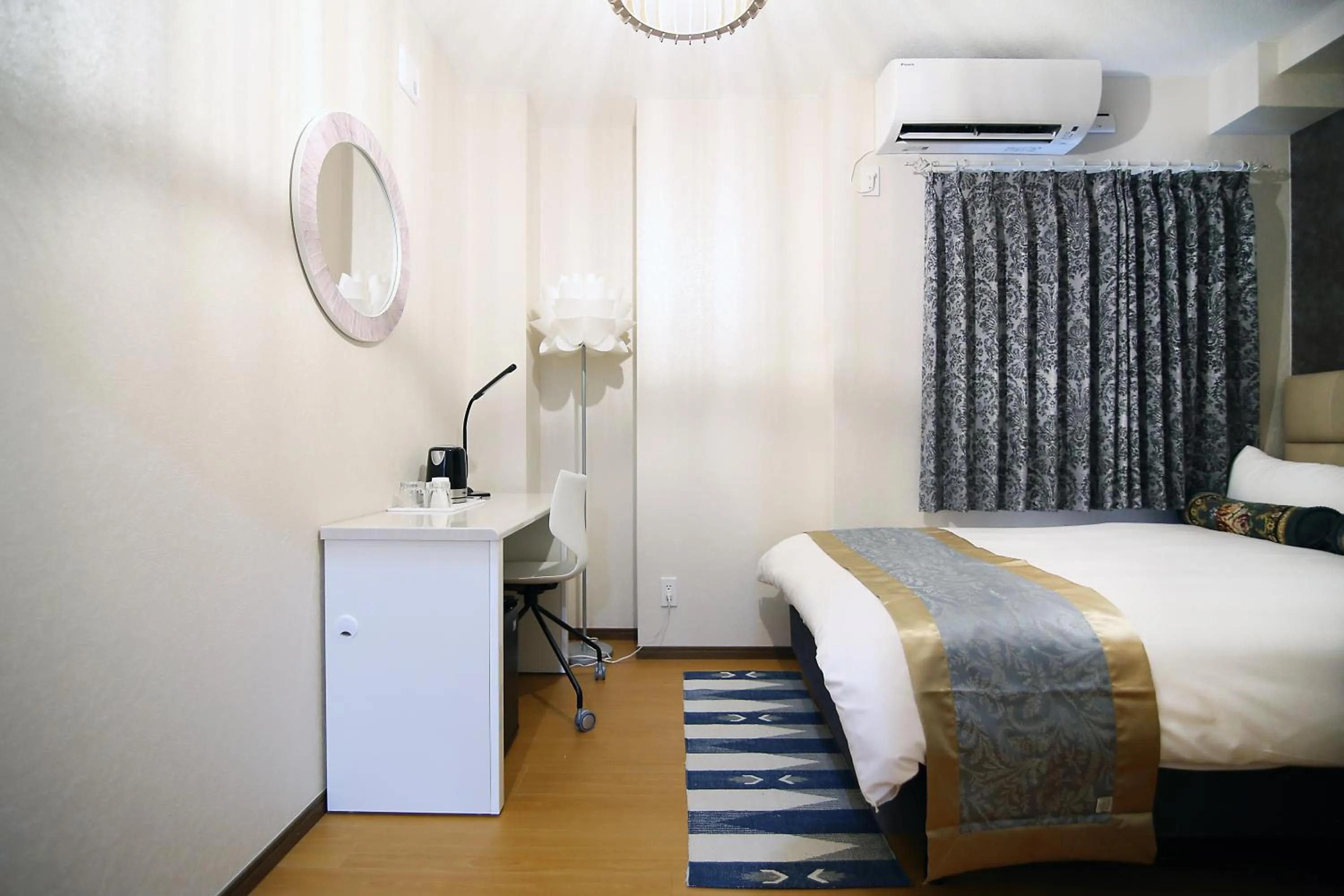 Bed in SHINJUKU GLOBAL HOTEL