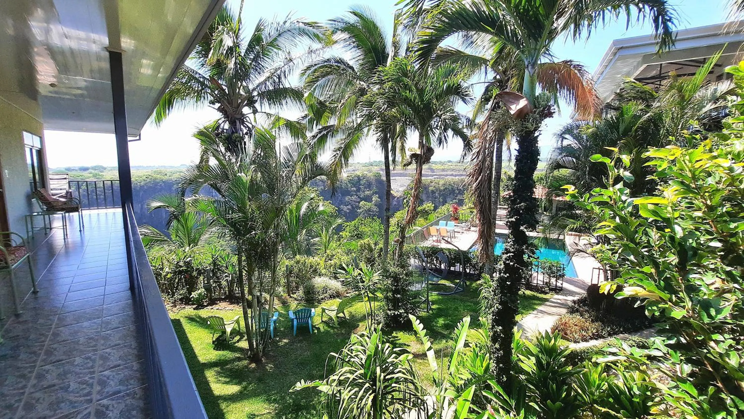 Garden view in Vista Canyon Inn