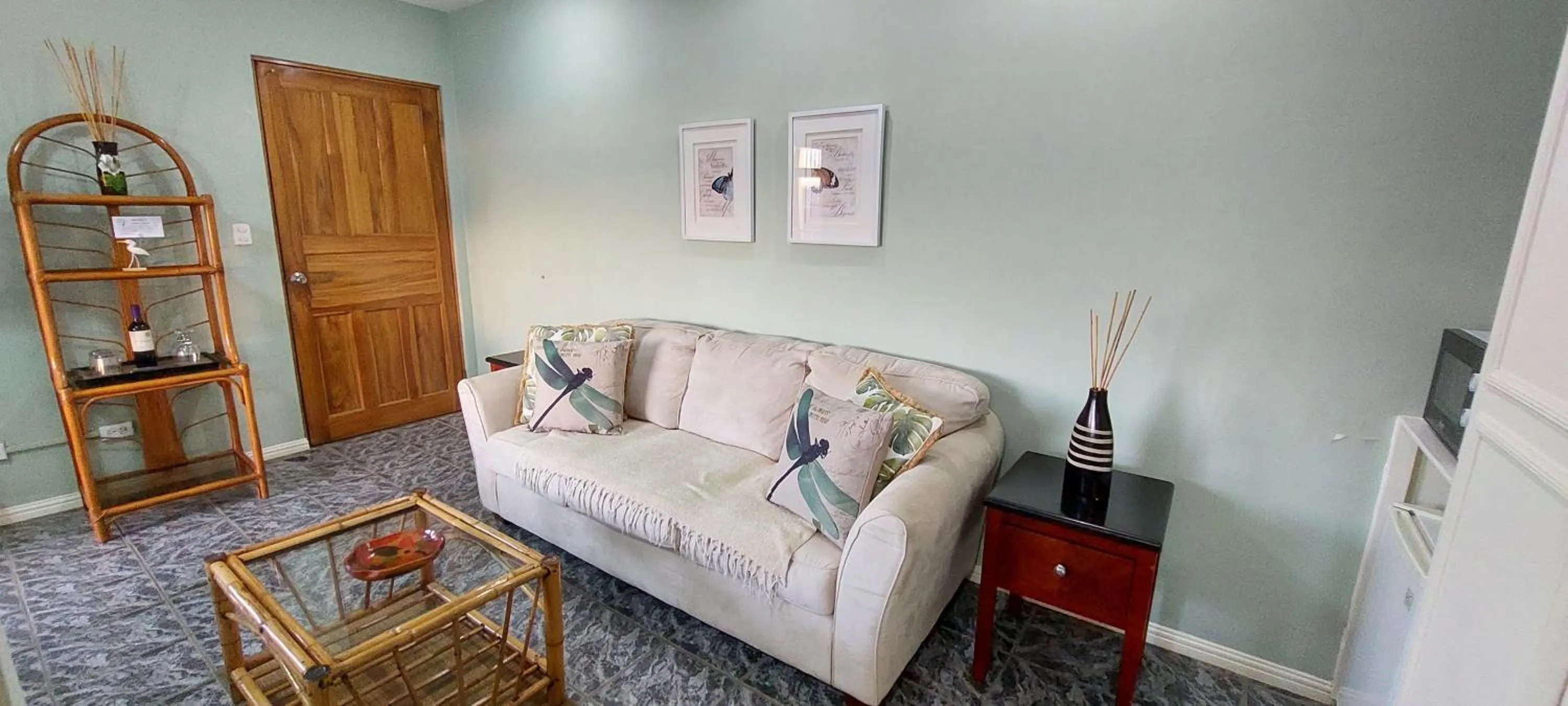 Seating area in Vista Canyon Inn