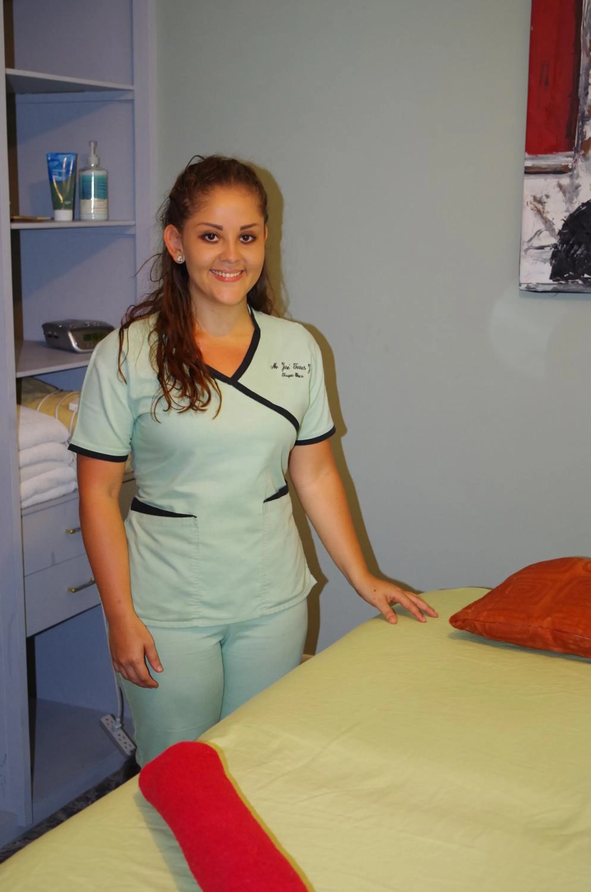 Staff, Bed in Vista Canyon Inn