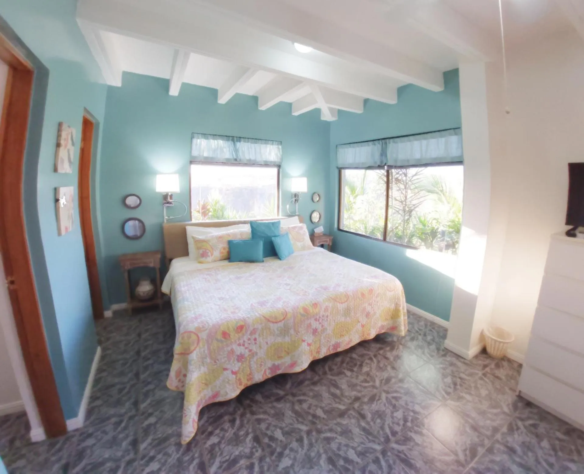 Photo of the whole room, Bed in Vista Canyon Inn