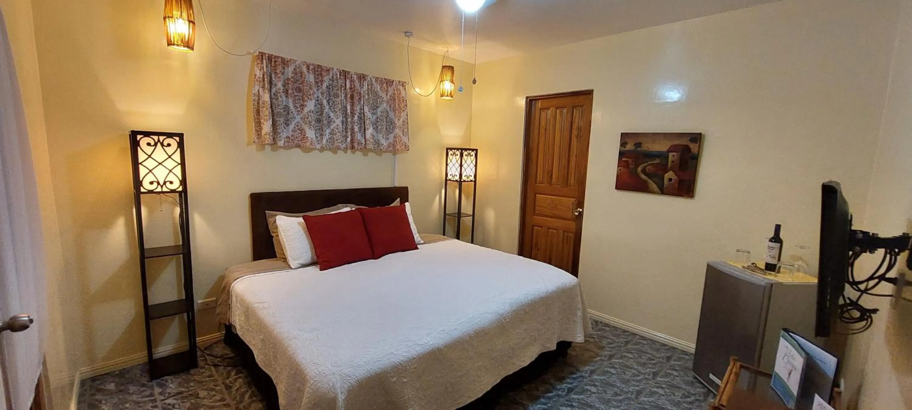 Photo of the whole room, Bed in Vista Canyon Inn