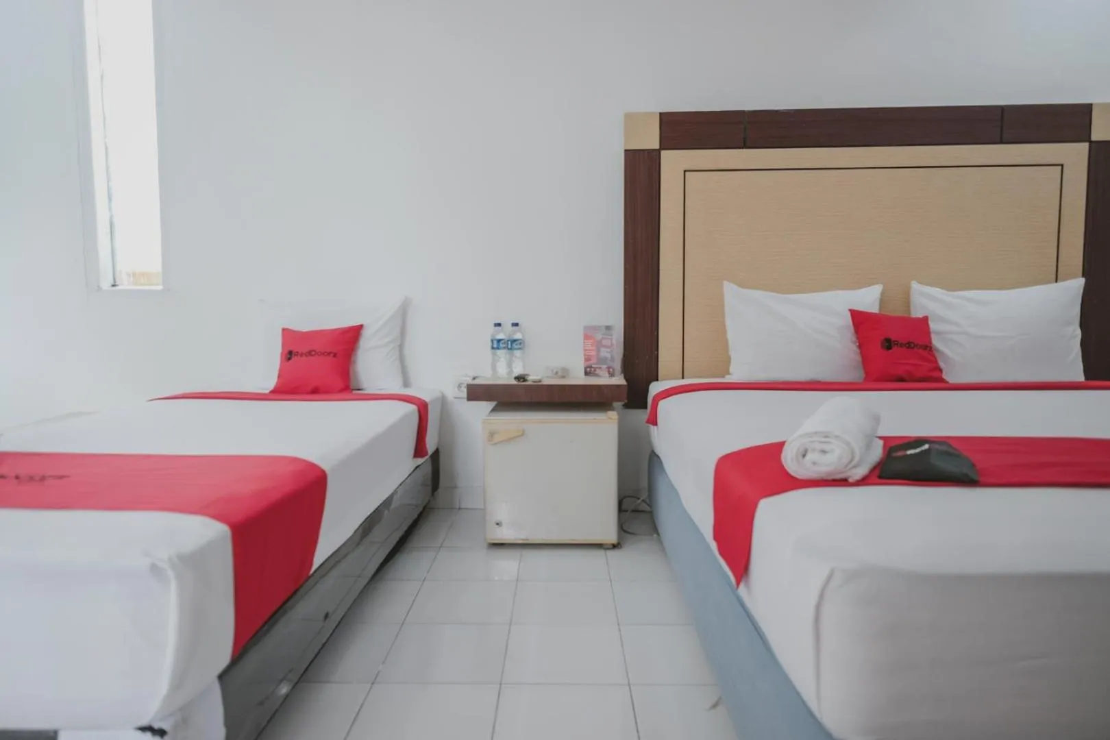 Bedroom in RedDoorz Syariah near RSUD Kolonel Abundjani Bangko