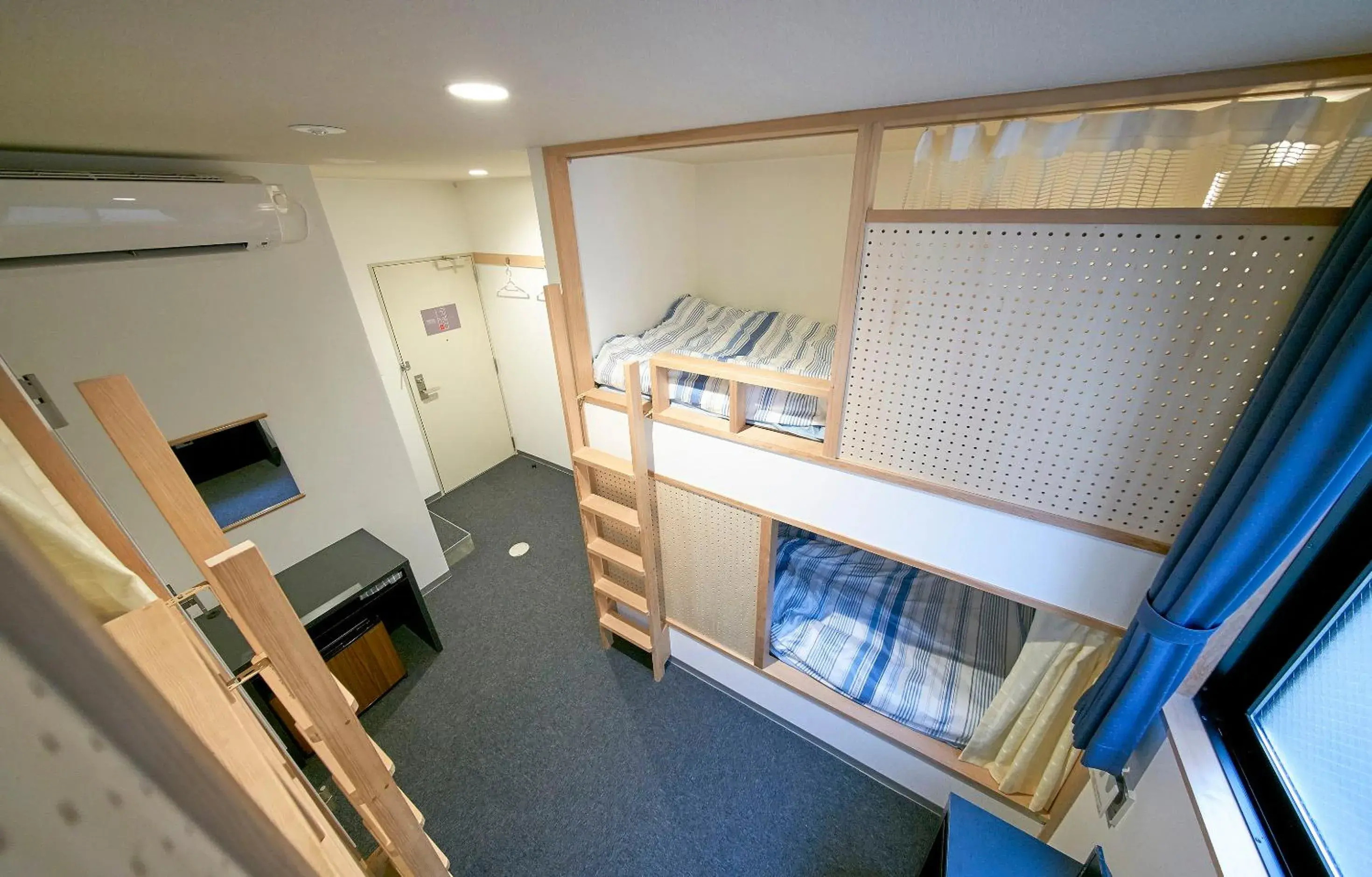Quadruple Room with Shower in Hostel Takeyado Quadruple Room with Shower in Hostel Takeyado